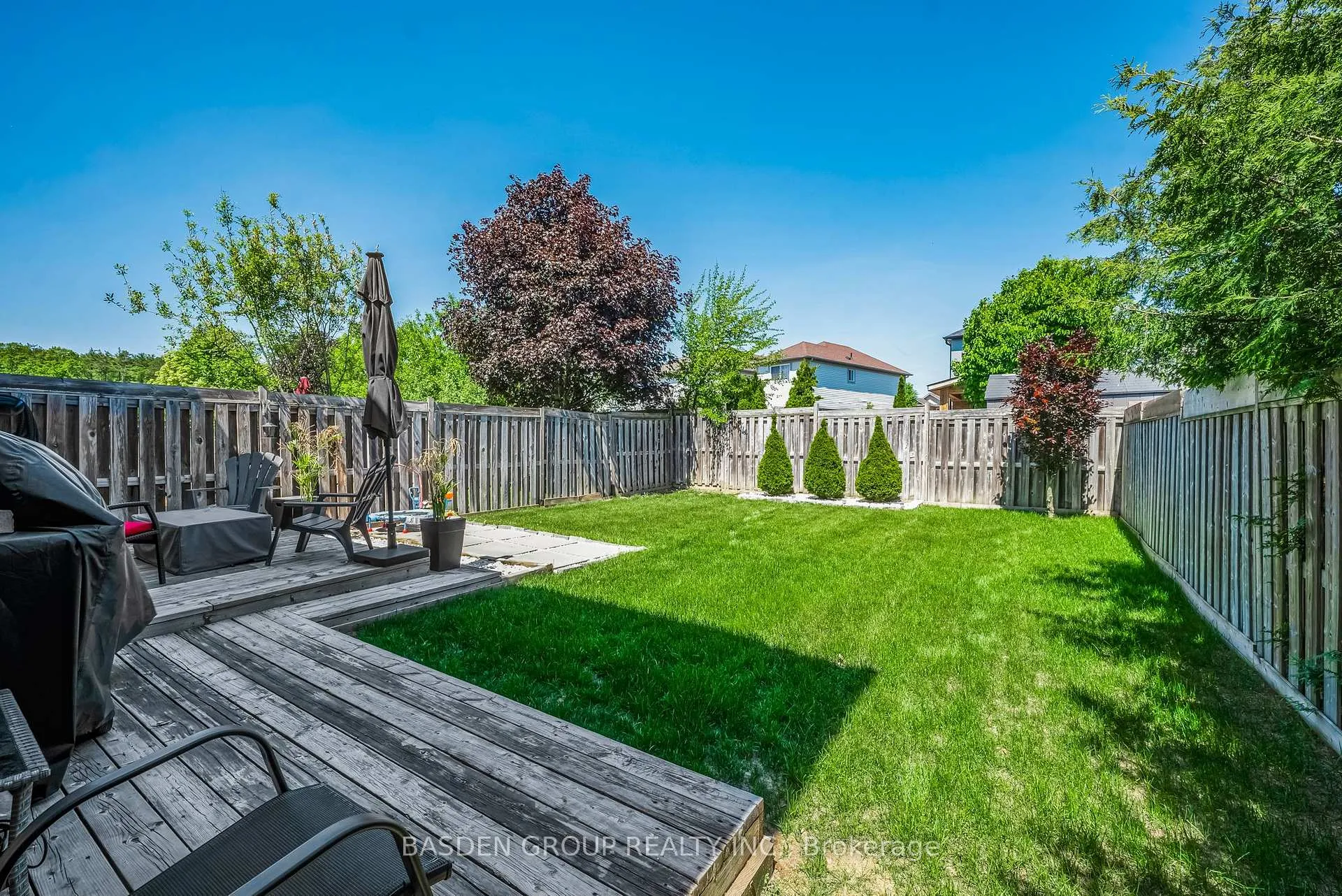 Photo 36 of 77 Bird Street, Barrie, Edgehill Drive — HOMEH