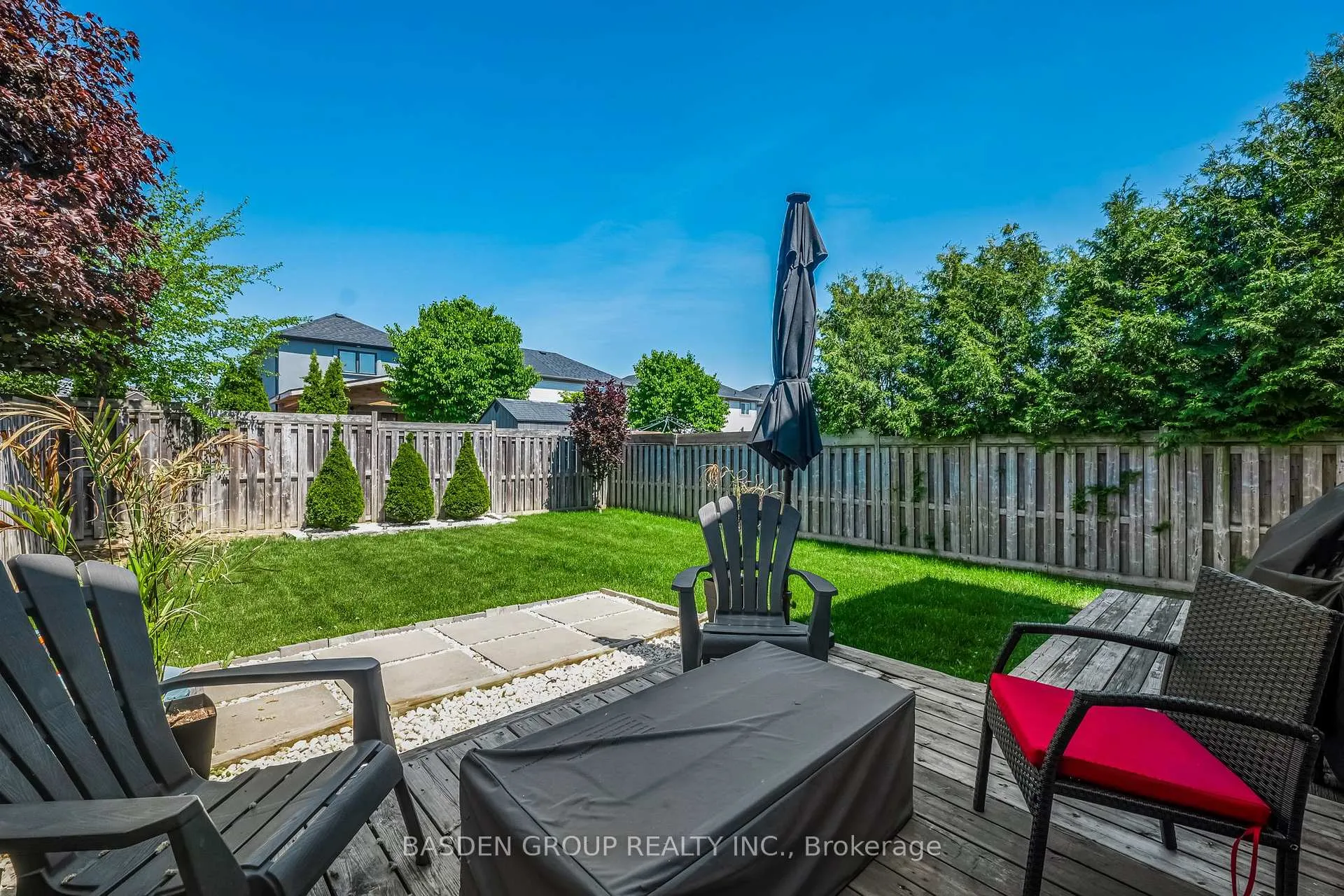 Photo 38 of 77 Bird Street, Barrie, Edgehill Drive — HOMEH