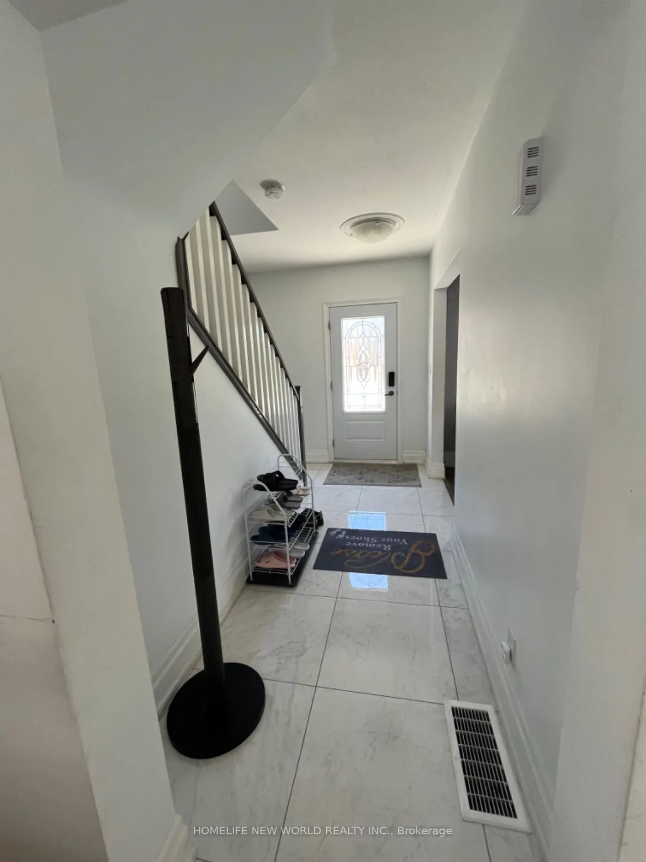 Photo 2 of 5021 Saint Clair Avenue, Niagara Falls, Downtown — HOMEH