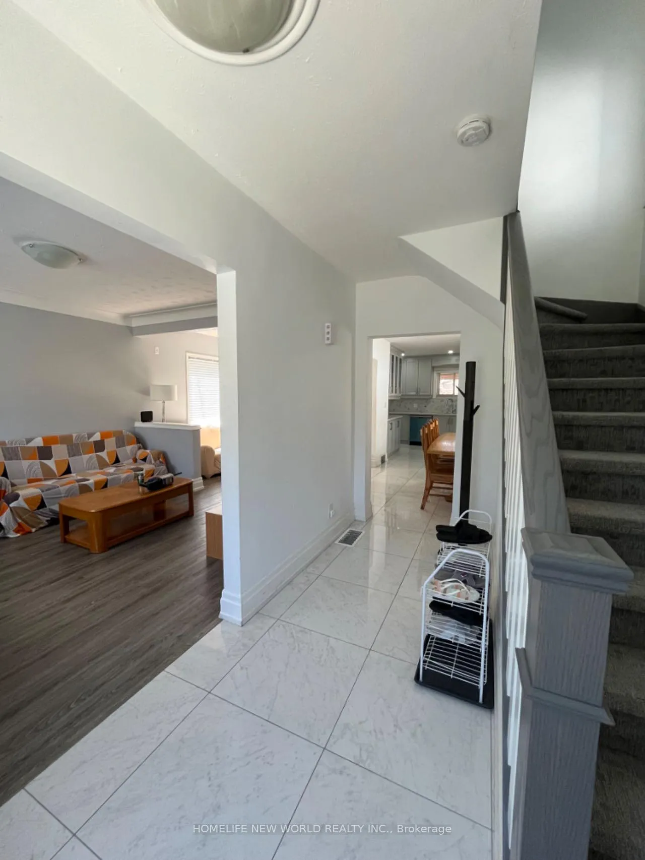 Photo 3 of 5021 Saint Clair Avenue, Niagara Falls, Downtown — HOMEH