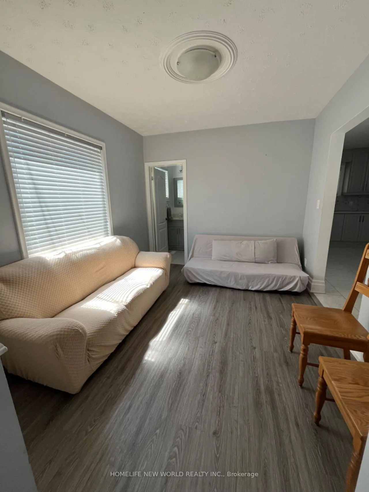 Photo 9 of 5021 Saint Clair Avenue, Niagara Falls, Downtown — HOMEH