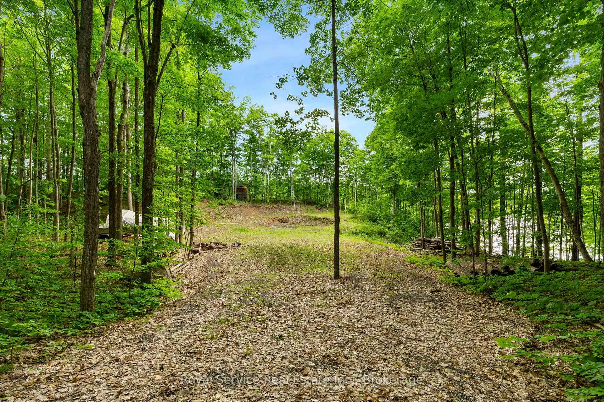 Photo 2 of 1314 Guigue Road, Frontenac, Frontenac Centre — HOMEH