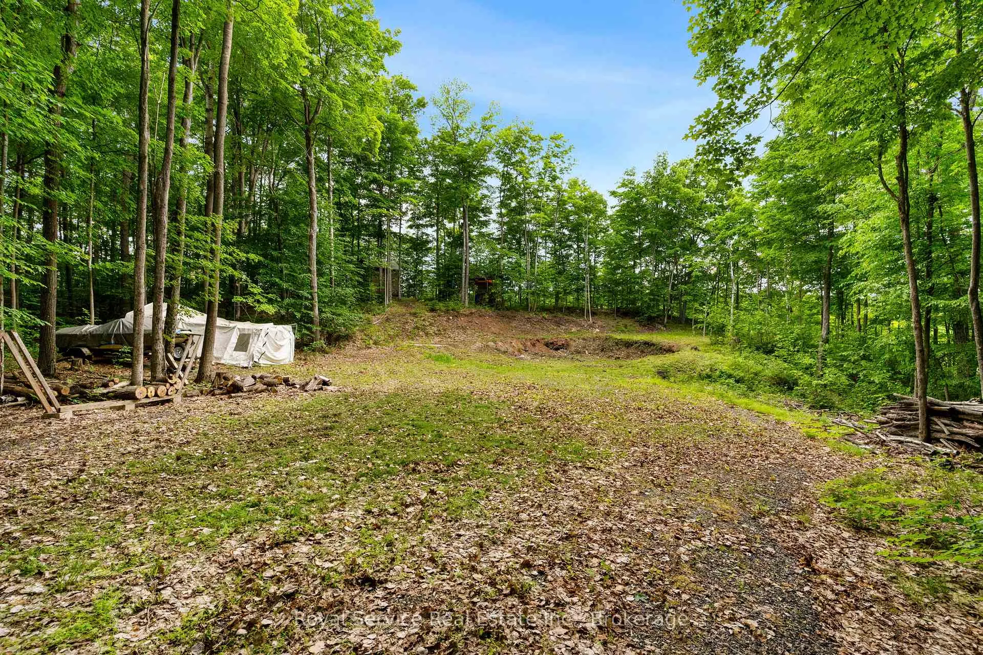 Photo 3 of 1314 Guigue Road, Frontenac, Frontenac Centre — HOMEH