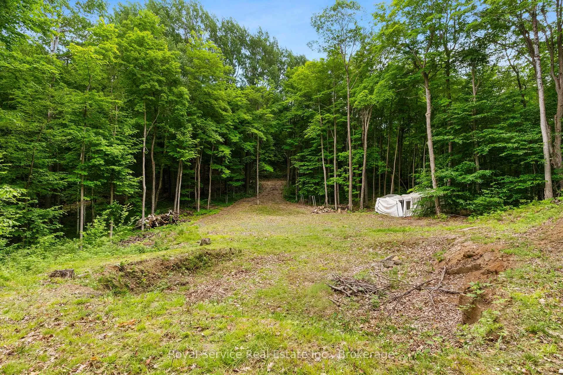 Photo 8 of 1314 Guigue Road, Frontenac, Frontenac Centre — HOMEH