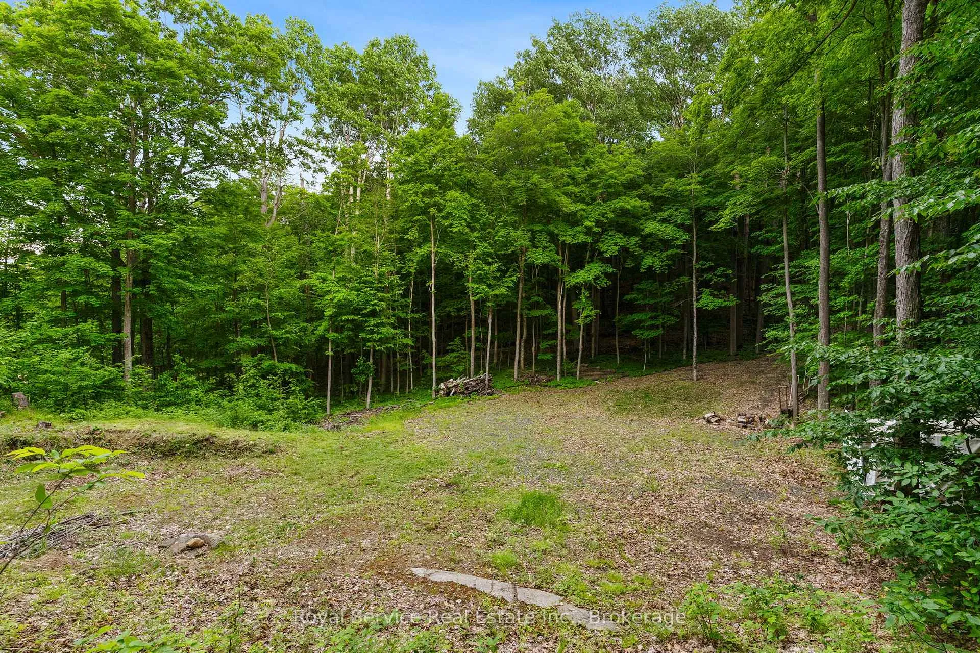Photo 9 of 1314 Guigue Road, Frontenac, Frontenac Centre — HOMEH