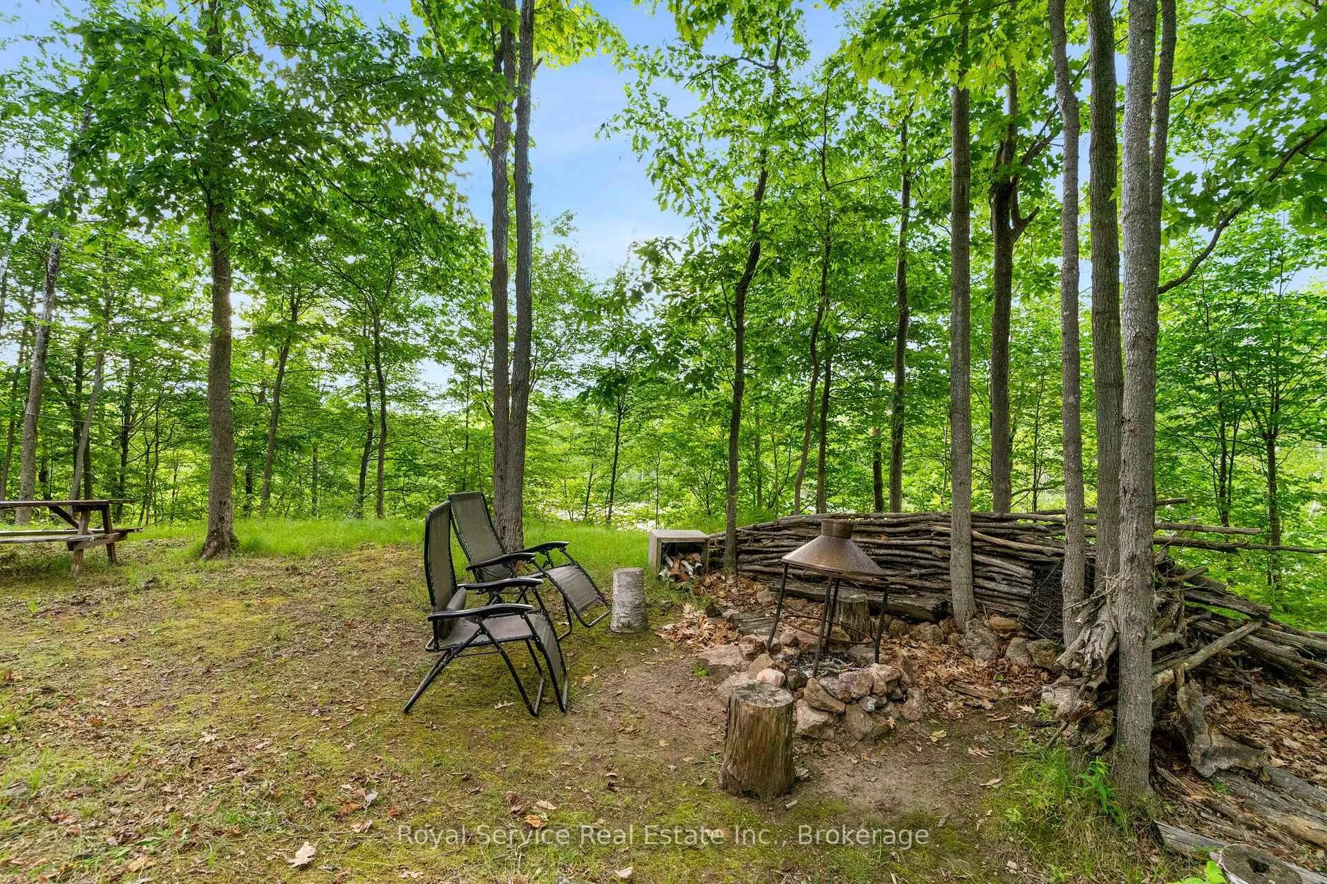 Photo 12 of 1314 Guigue Road, Frontenac, Frontenac Centre — HOMEH