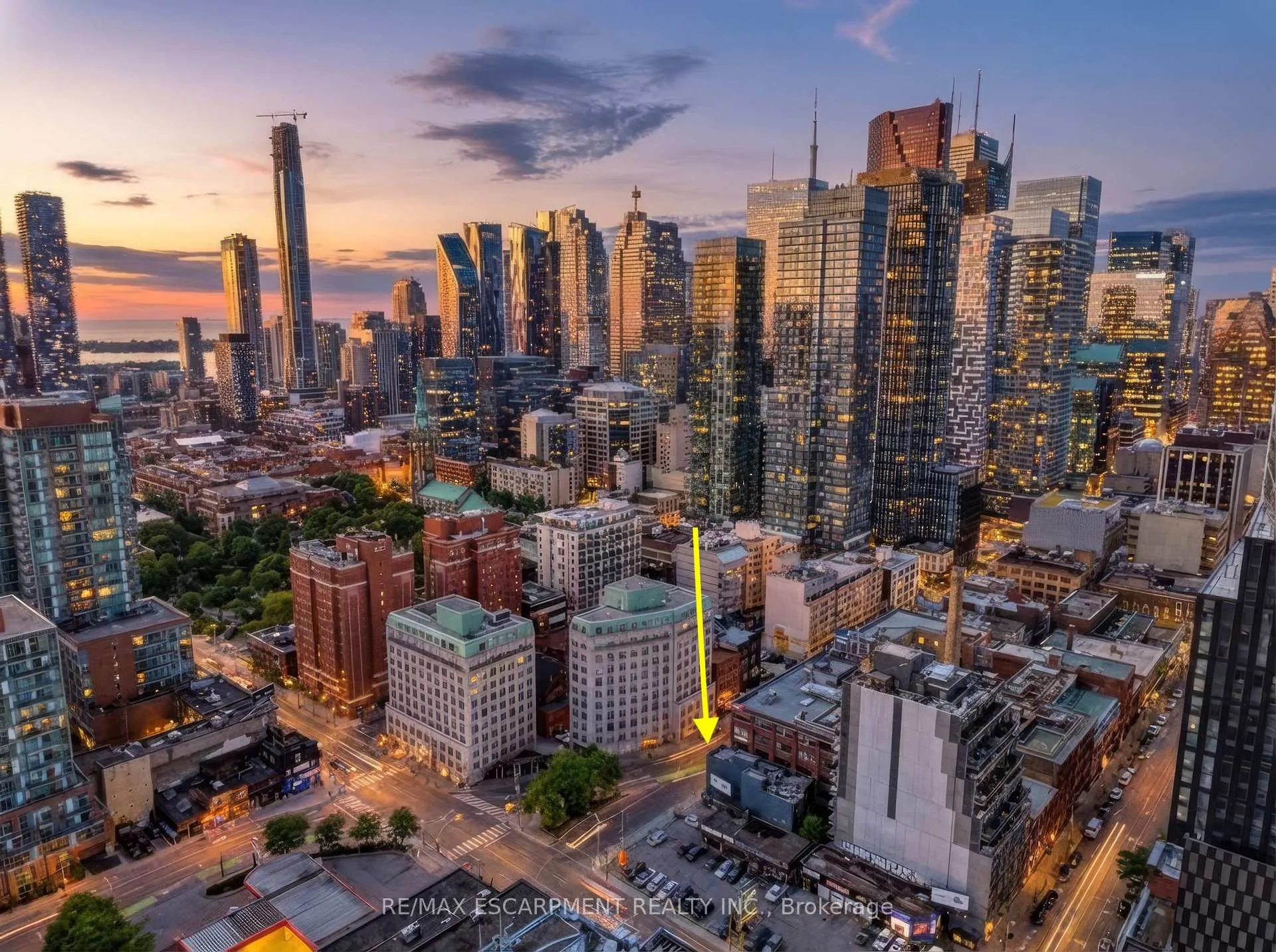 Photo 2 of Unit TH1, 127 Queen Street E, Toronto, Church-Yonge Corridor — HOMEH