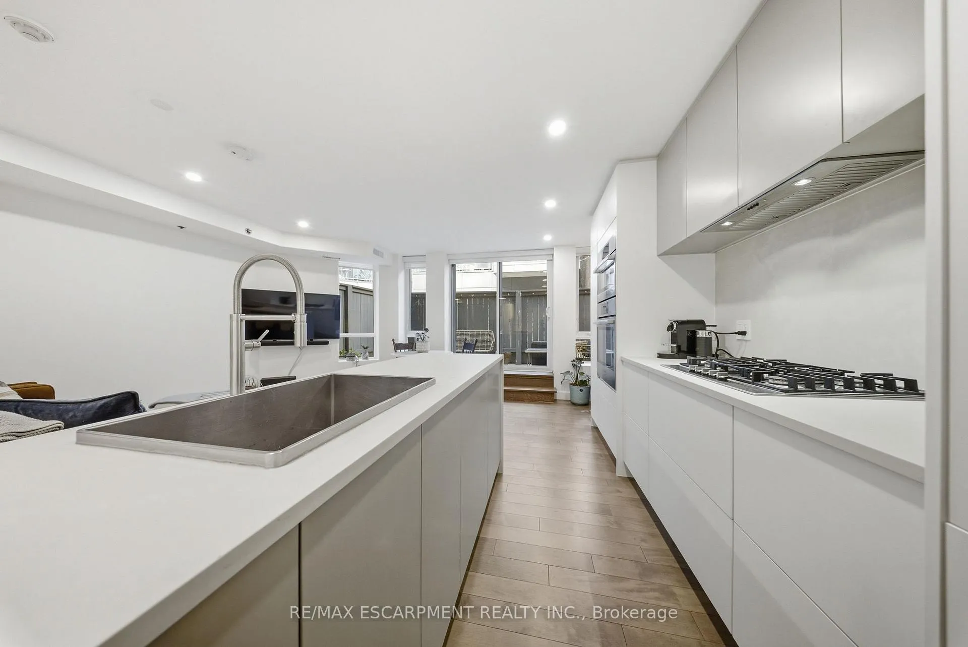 Photo 9 of Unit TH1, 127 Queen Street E, Toronto, Church-Yonge Corridor — HOMEH