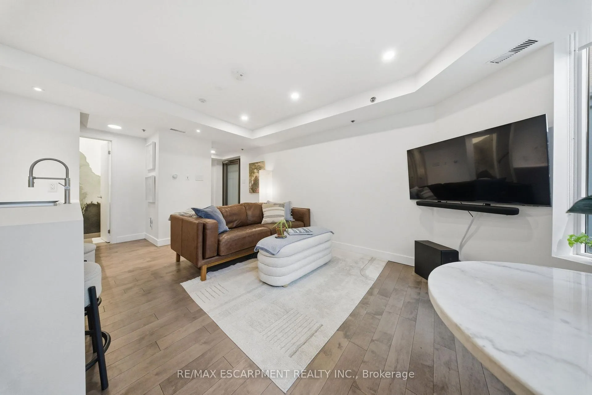 Photo 12 of Unit TH1, 127 Queen Street E, Toronto, Church-Yonge Corridor — HOMEH