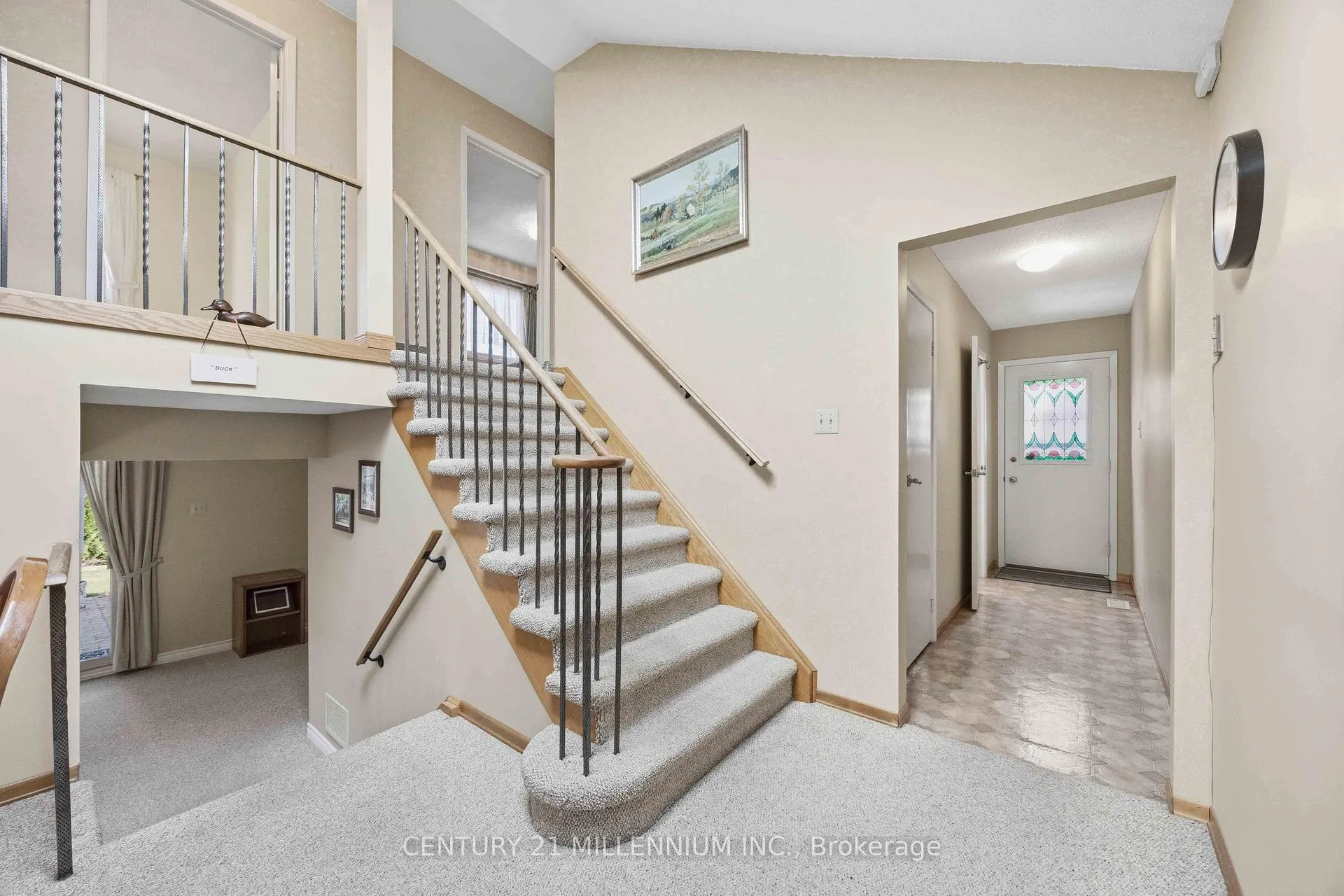 Photo 14 of 112 Blackthorn Lane, Brampton, Brampton North — HOMEH