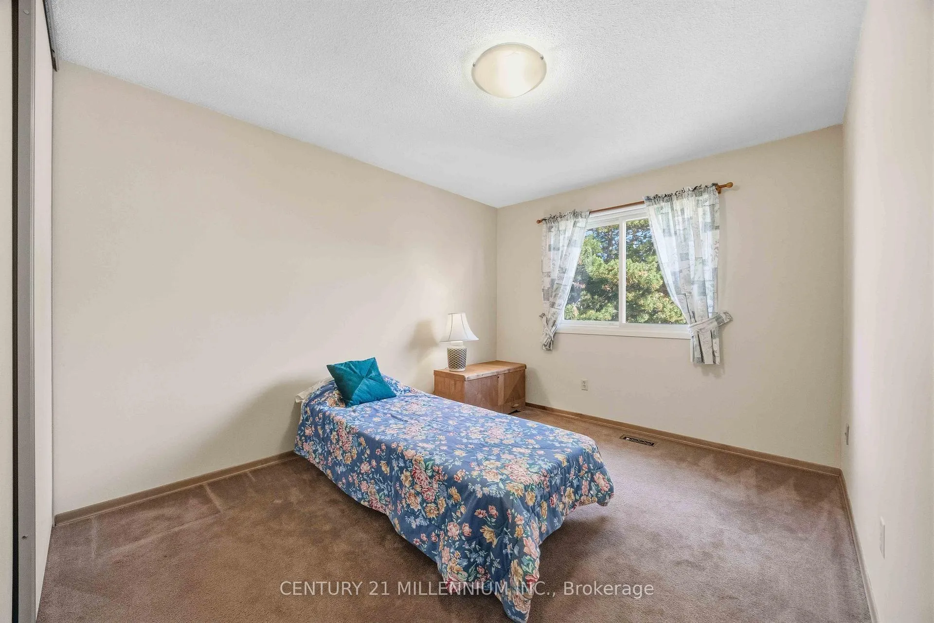 Photo 26 of 112 Blackthorn Lane, Brampton, Brampton North — HOMEH