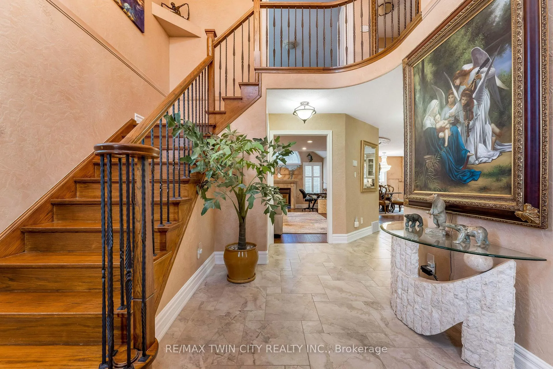 Photo 3 of 60 Chandos Drive, Kitchener, Centreville Chicopee — HOMEH