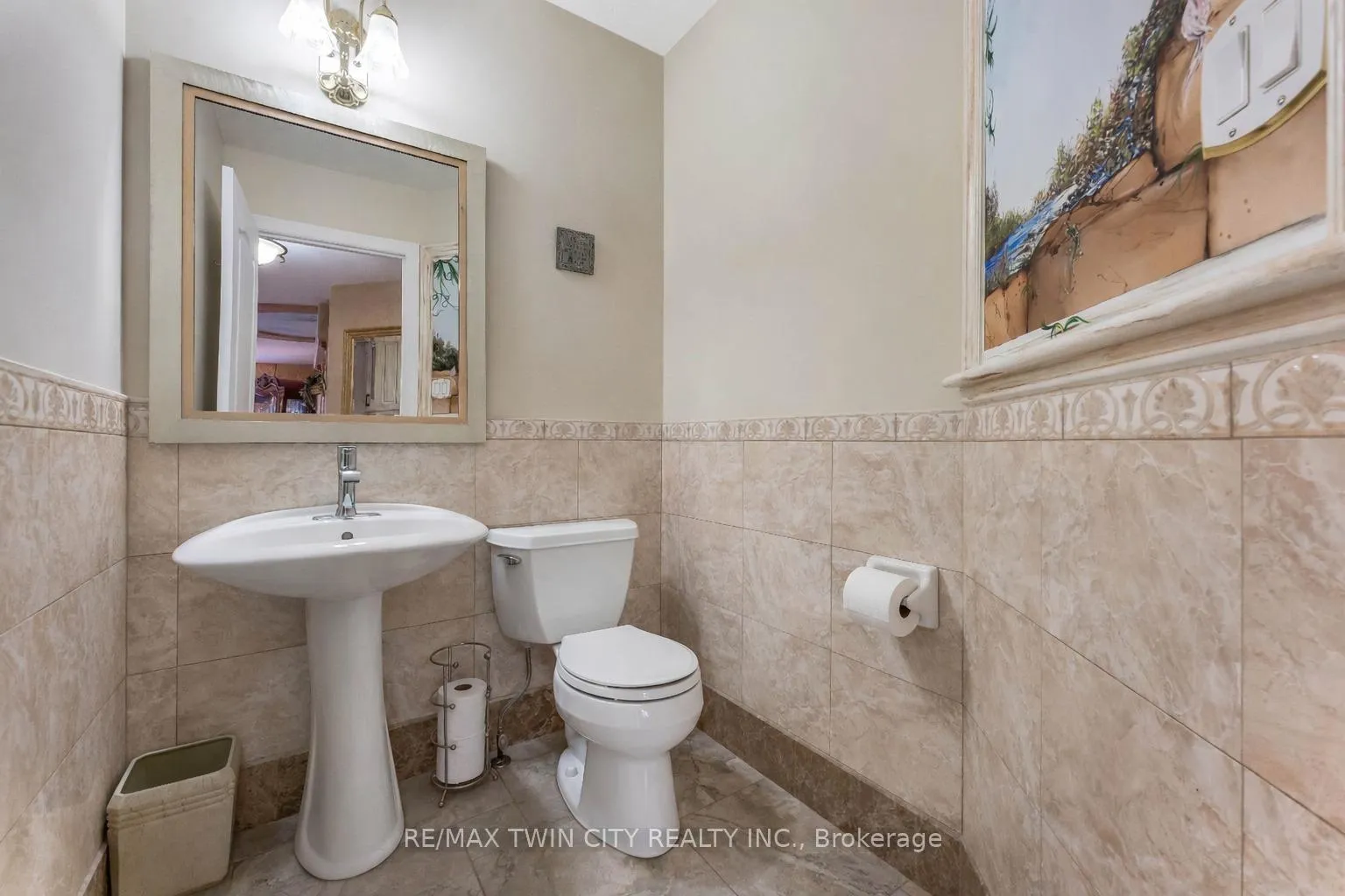 Photo 13 of 60 Chandos Drive, Kitchener, Centreville Chicopee — HOMEH