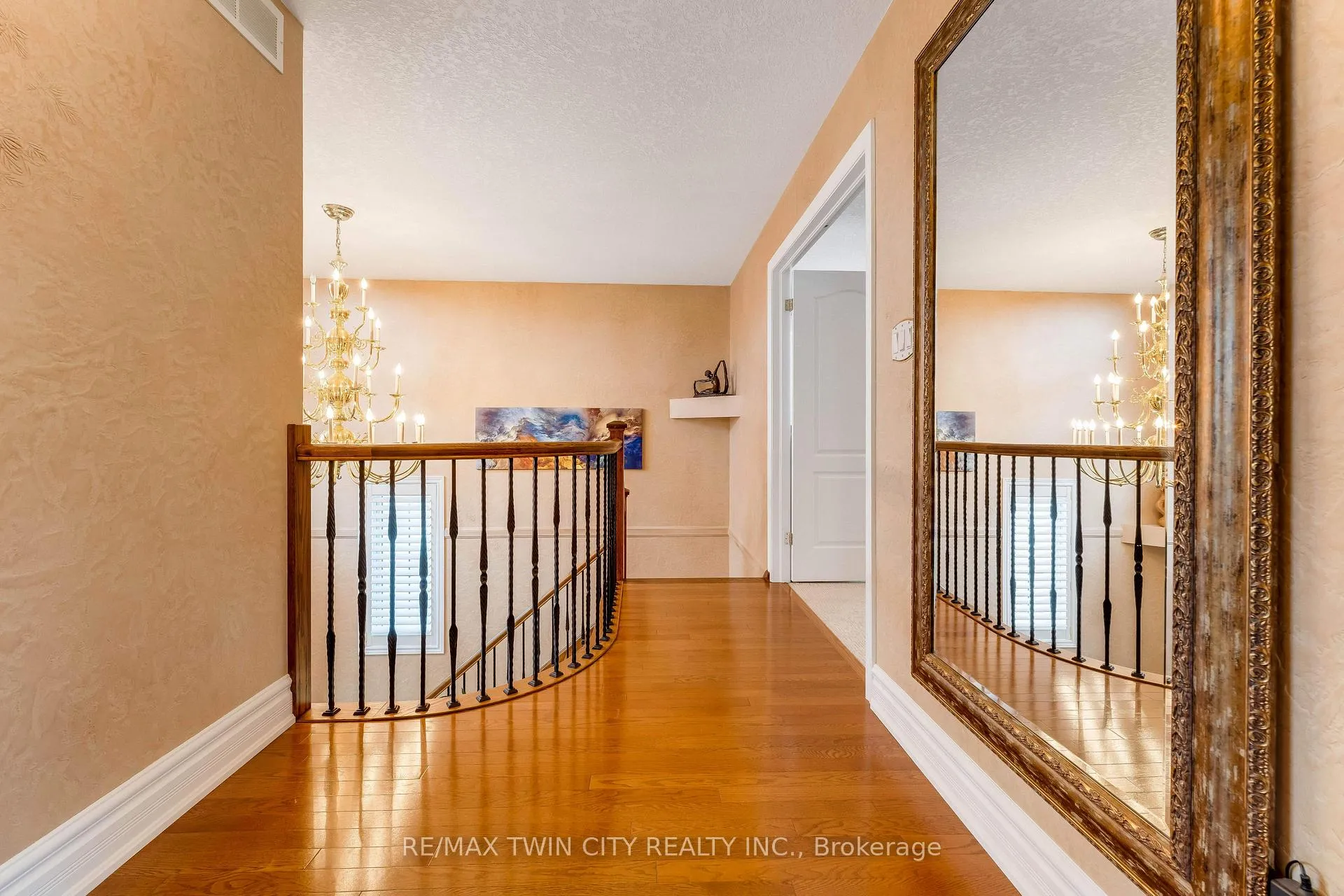 Photo 21 of 60 Chandos Drive, Kitchener, Centreville Chicopee — HOMEH