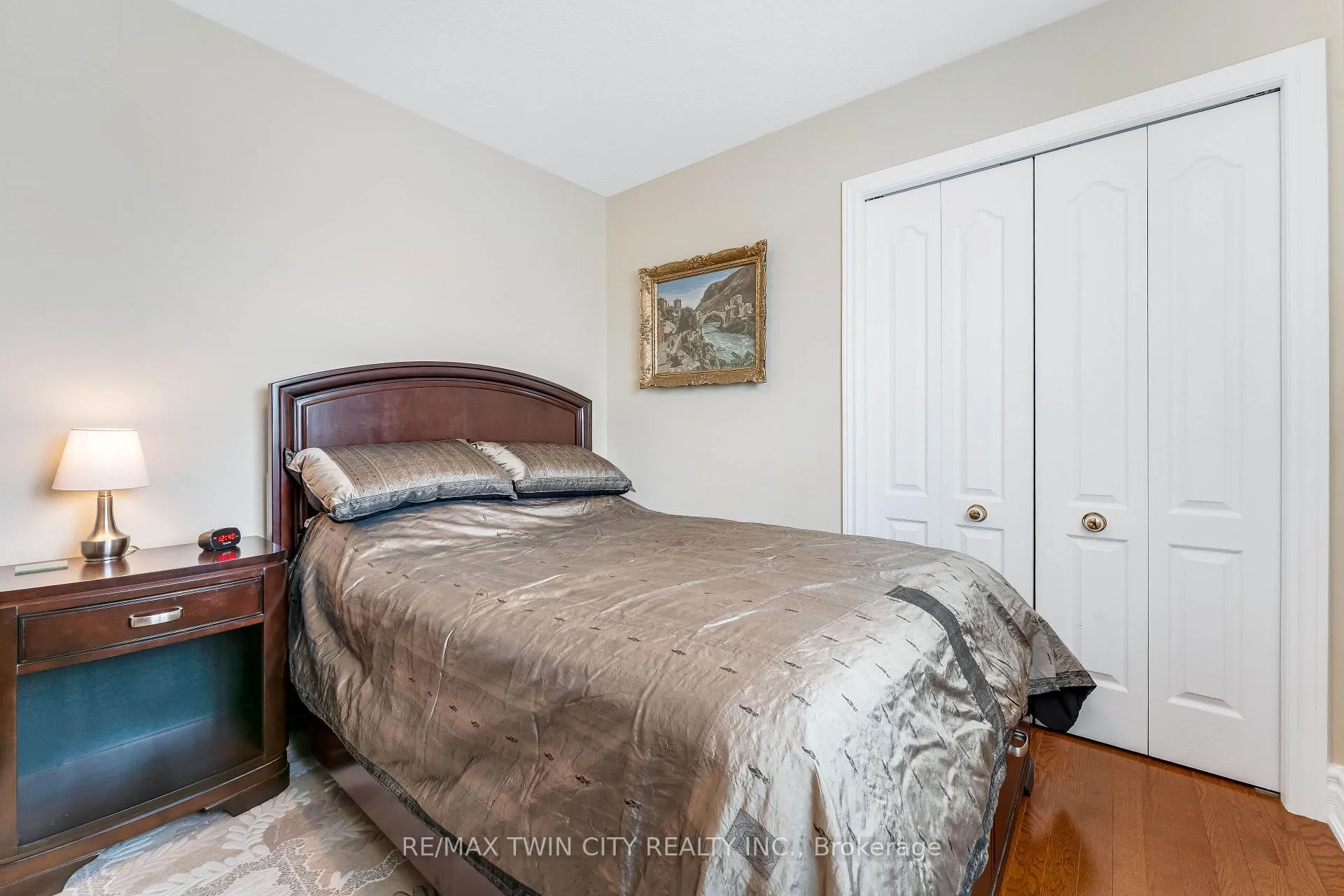 Photo 25 of 60 Chandos Drive, Kitchener, Centreville Chicopee — HOMEH