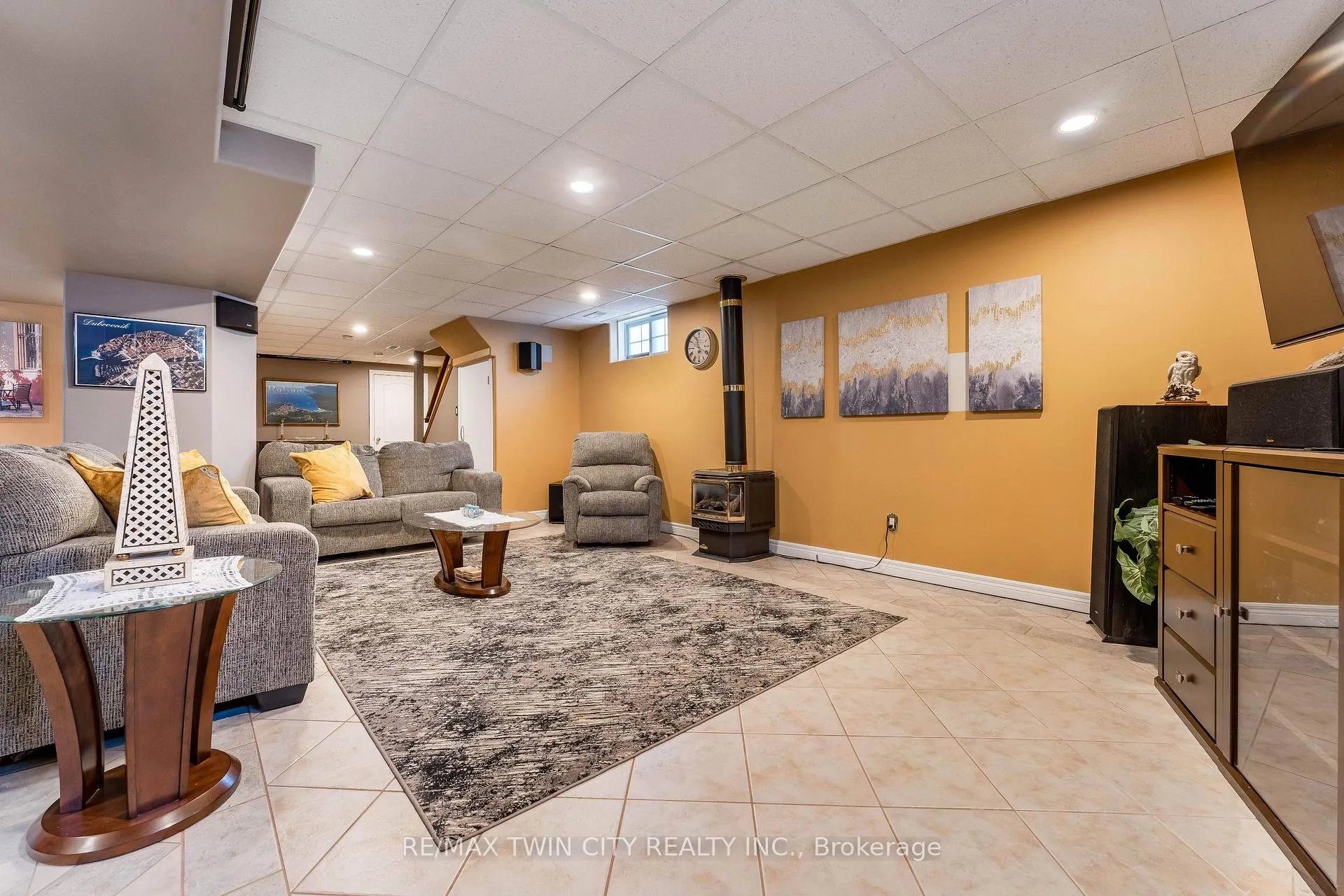Photo 30 of 60 Chandos Drive, Kitchener, Centreville Chicopee — HOMEH