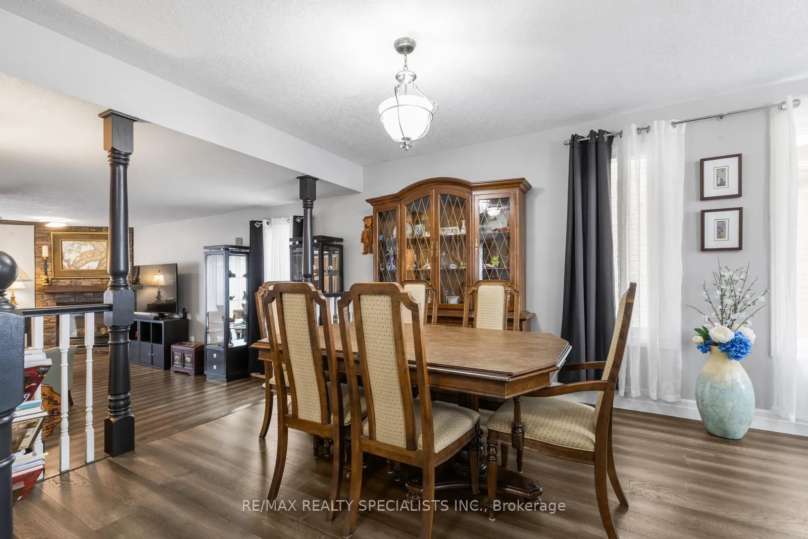 Photo 10 of 16 Lois Lane, Guelph, Willow West/Sugarbush/West Acres — HOMEH