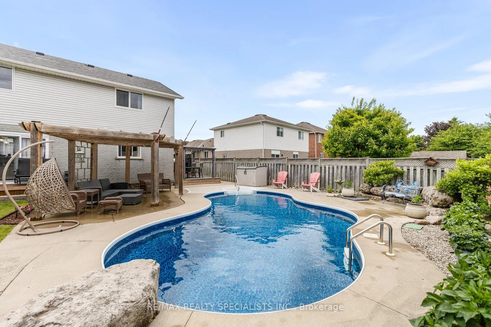 Photo 43 of 16 Lois Lane, Guelph, Willow West/Sugarbush/West Acres — HOMEH