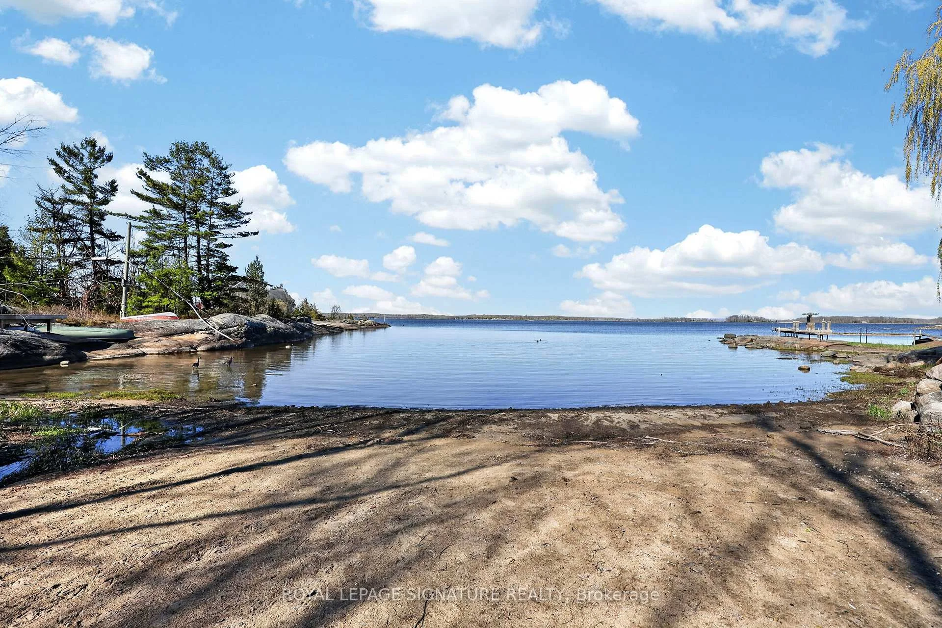 Photo 48 of 68 Forest Harbour Parkway, Tay, Rural Tay — HOMEH