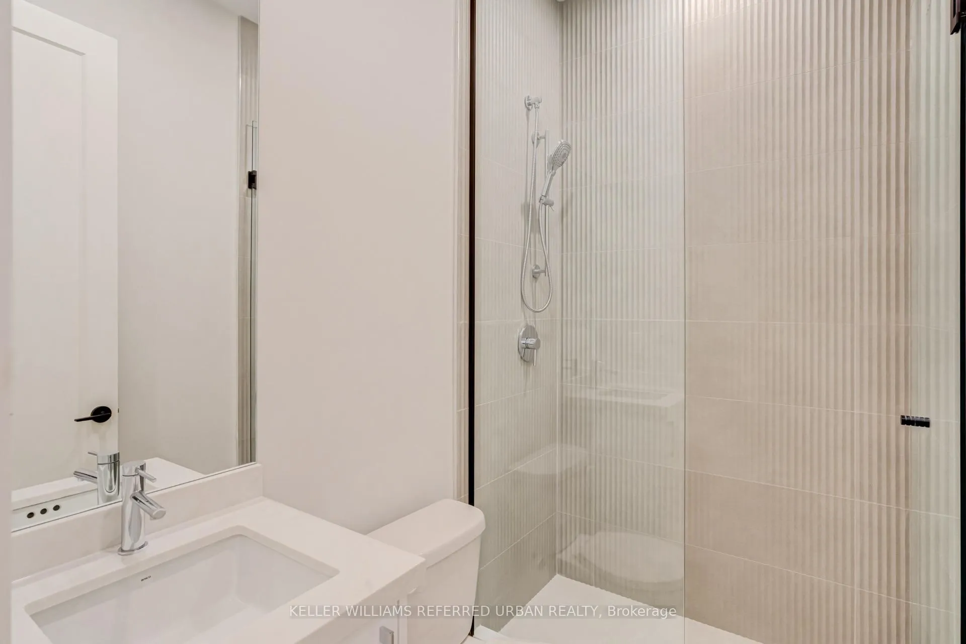 Photo 42 of 39 Wesley Avenue, Mississauga, Port Credit — HOMEH