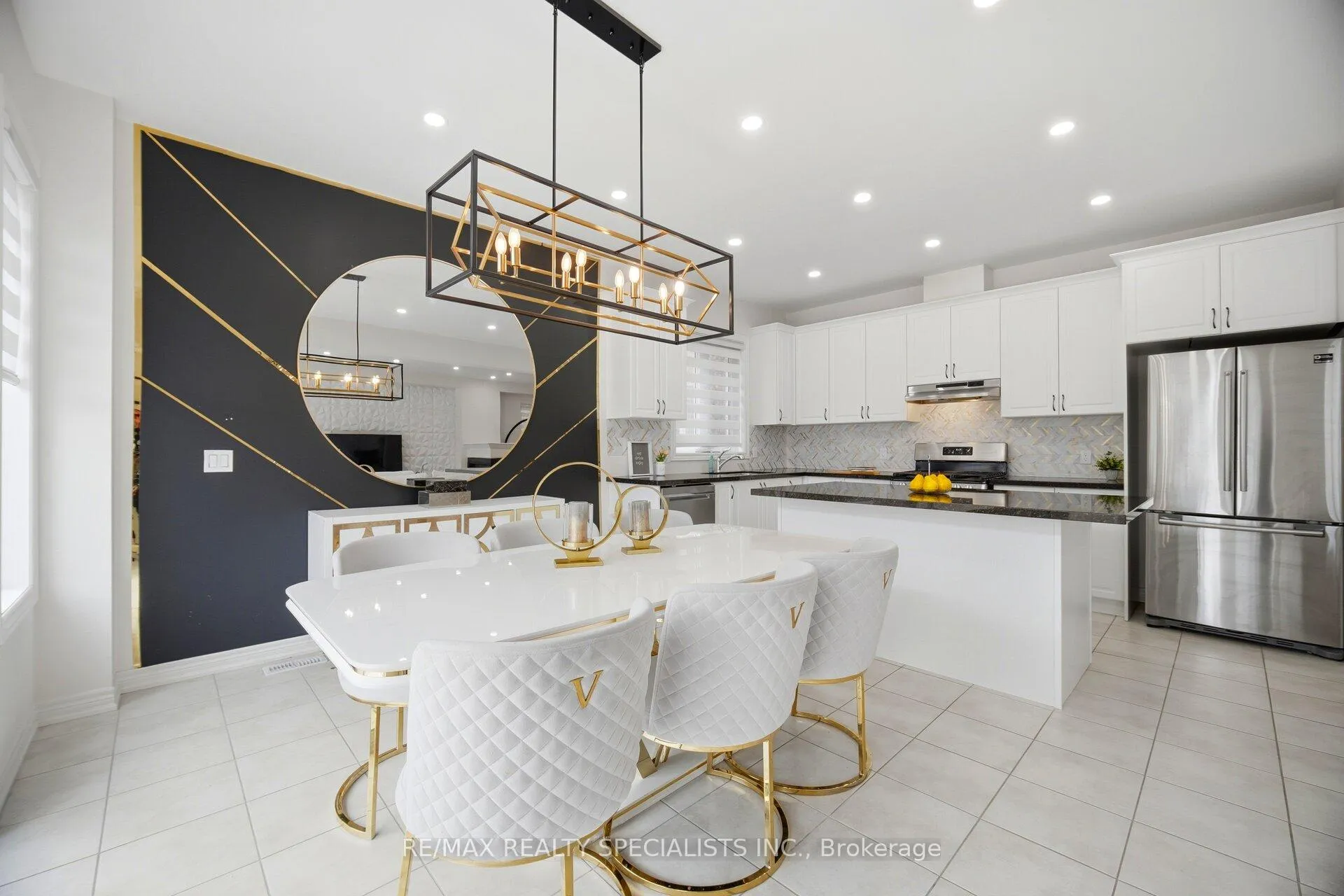 Photo 19 of 182 Whittington Drive, Hamilton, Meadowlands — HOMEH