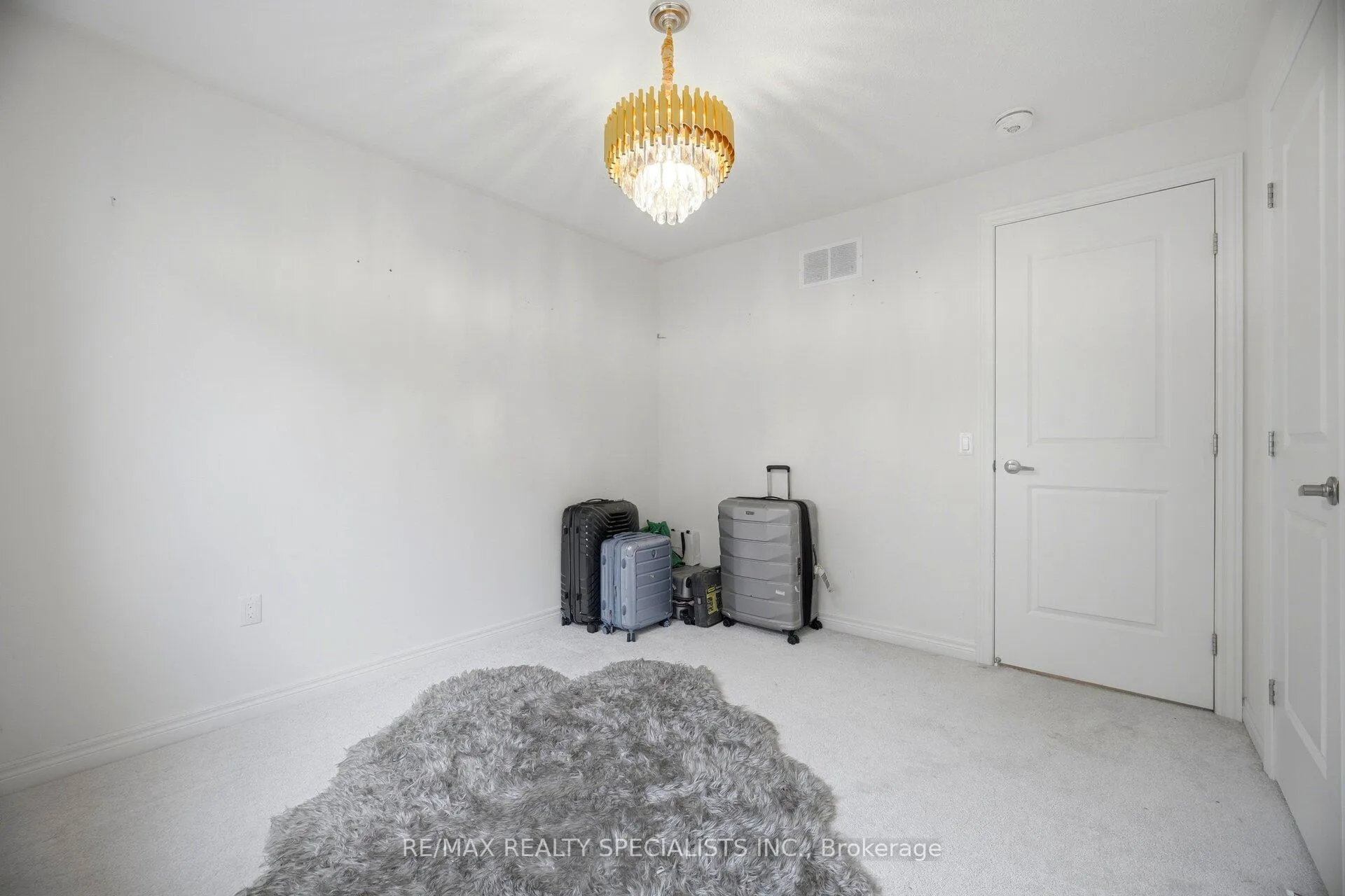 Photo 42 of 182 Whittington Drive, Hamilton, Meadowlands — HOMEH