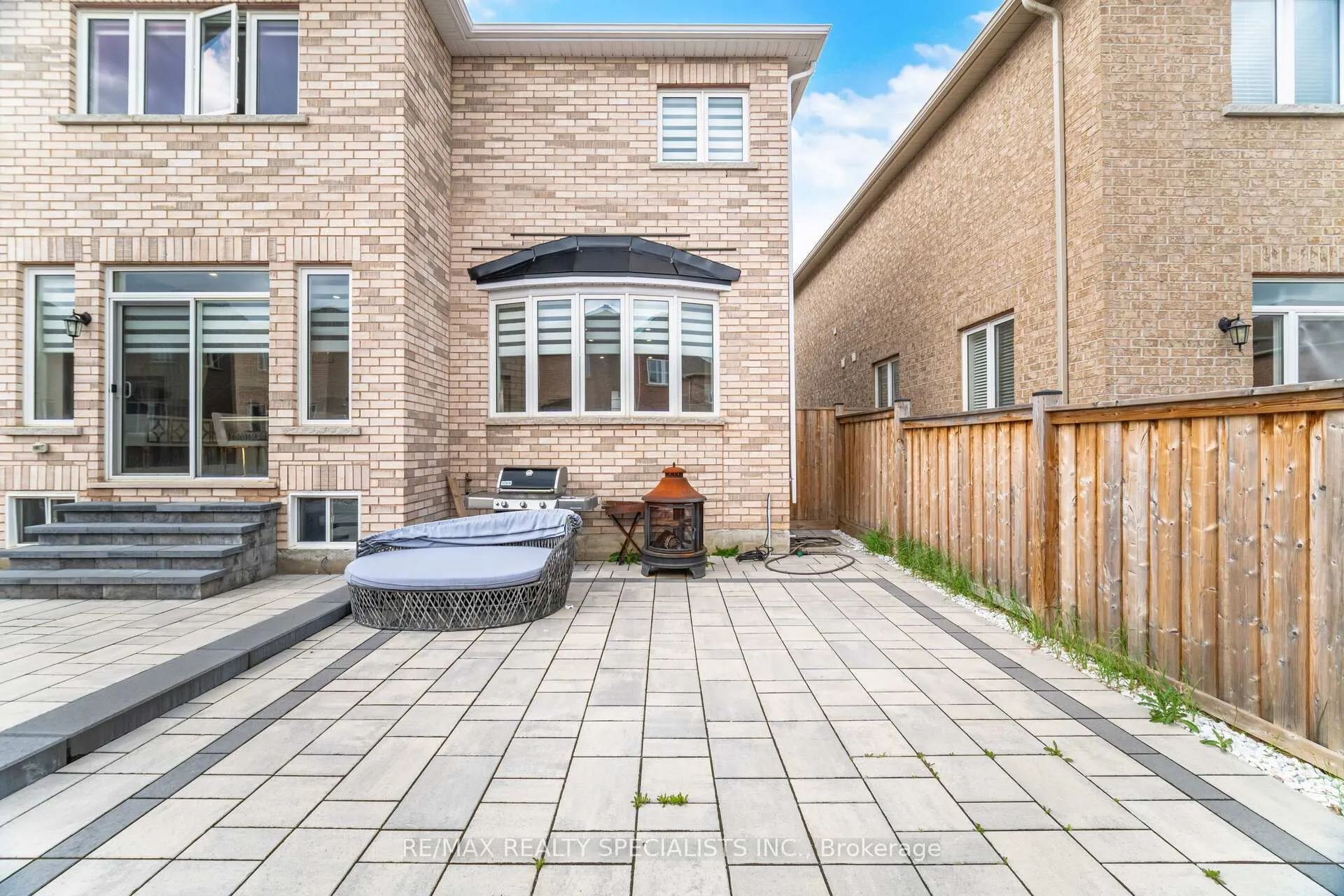 Photo 48 of 182 Whittington Drive, Hamilton, Meadowlands — HOMEH
