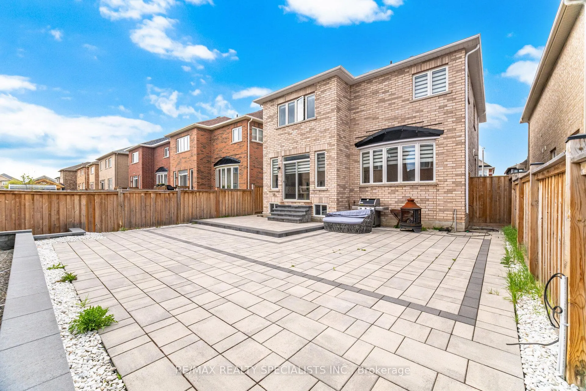 Photo 49 of 182 Whittington Drive, Hamilton, Meadowlands — HOMEH