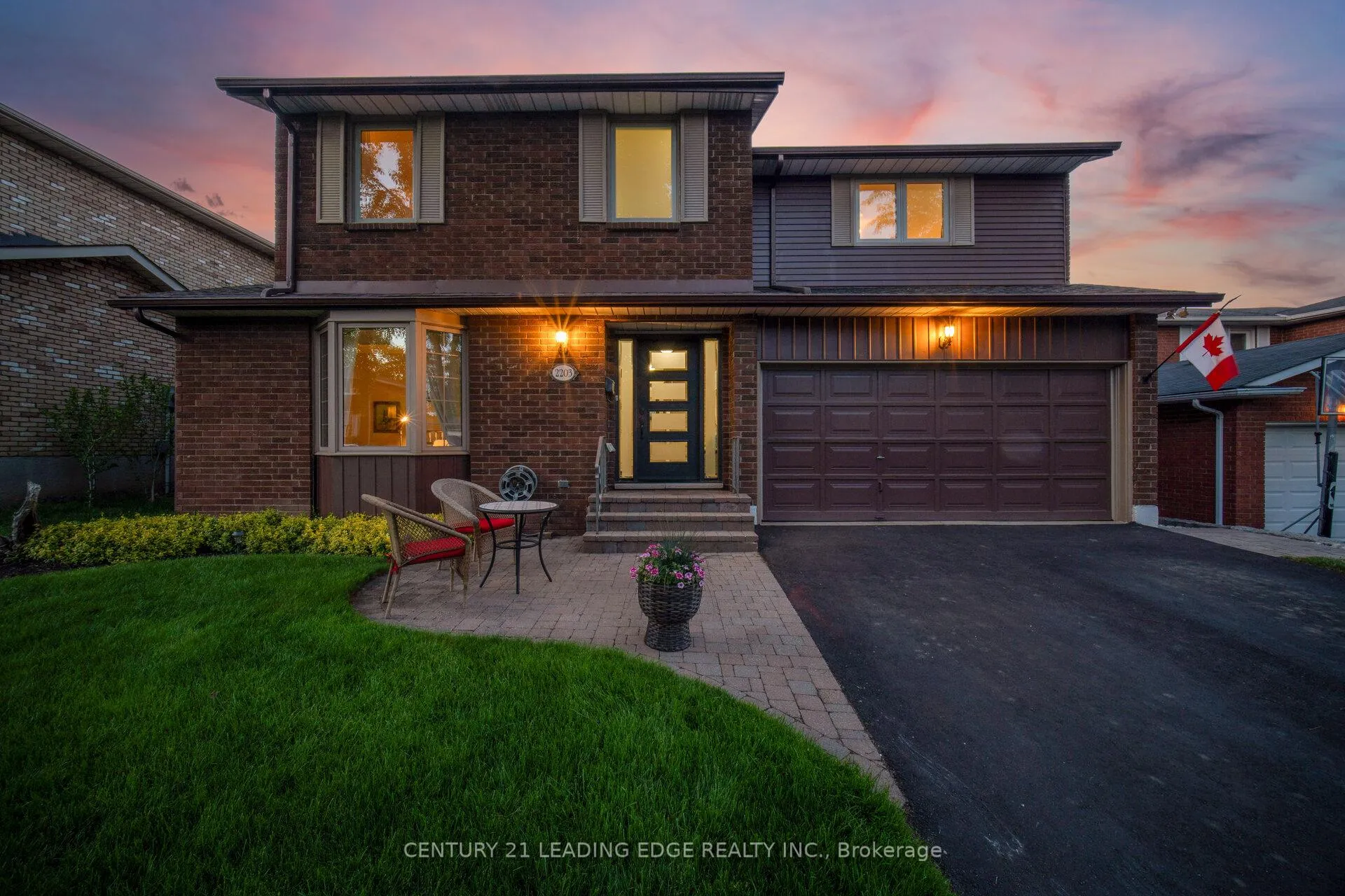 Photo 1 of 2203 Previn Court, Burlington, Brant Hills — HOMEH