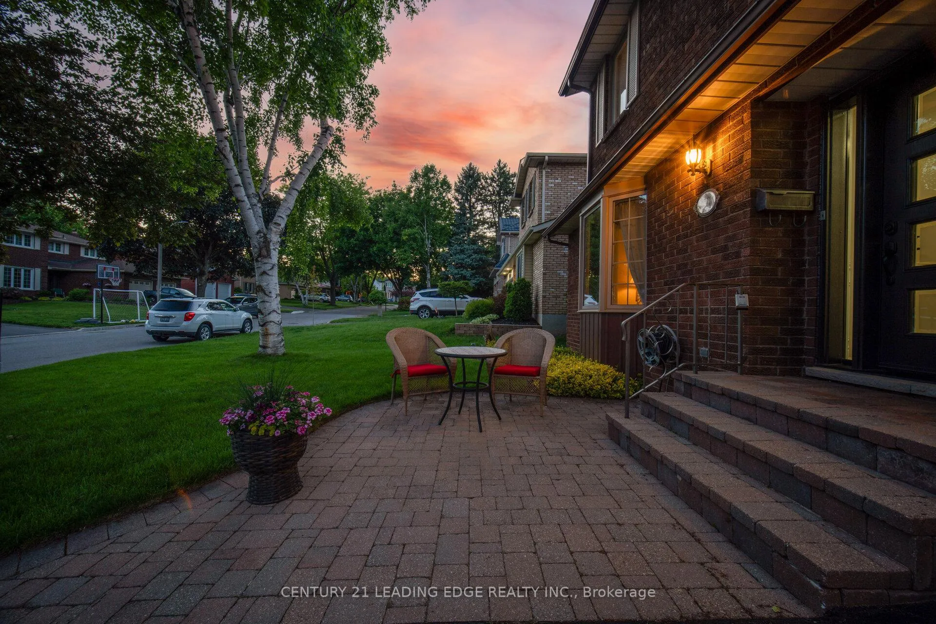 Photo 23 of 2203 Previn Court, Burlington, Brant Hills — HOMEH