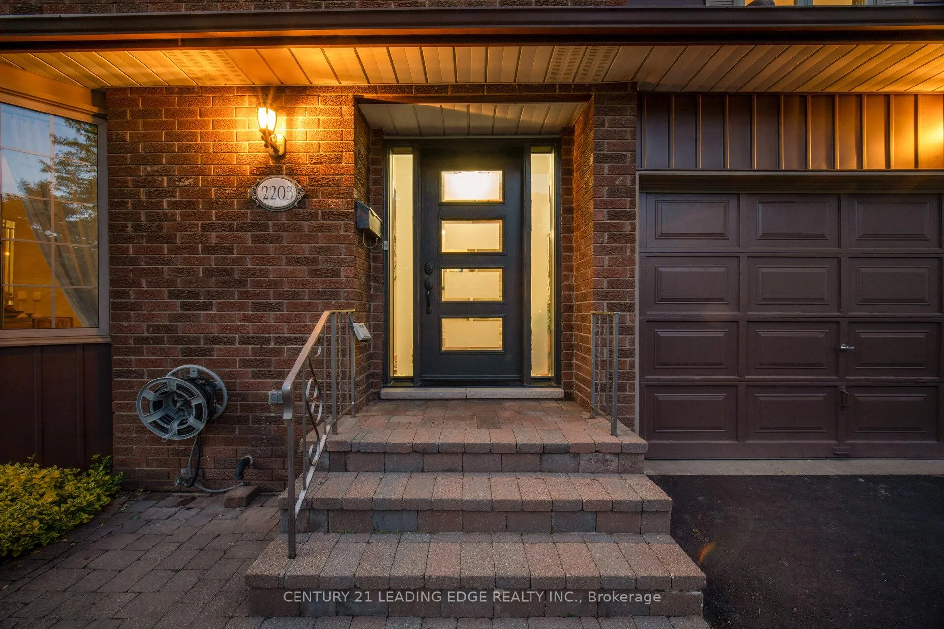 Photo 25 of 2203 Previn Court, Burlington, Brant Hills — HOMEH