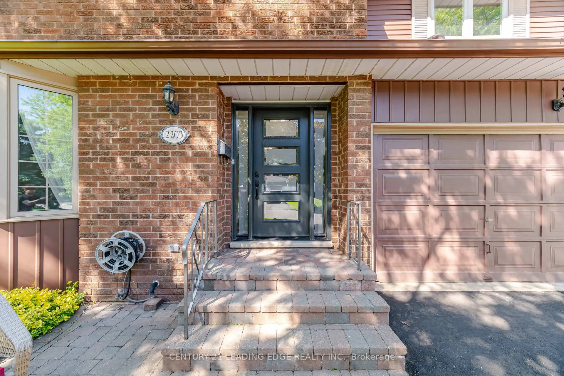 Photo 27 of 2203 Previn Court, Burlington, Brant Hills — HOMEH