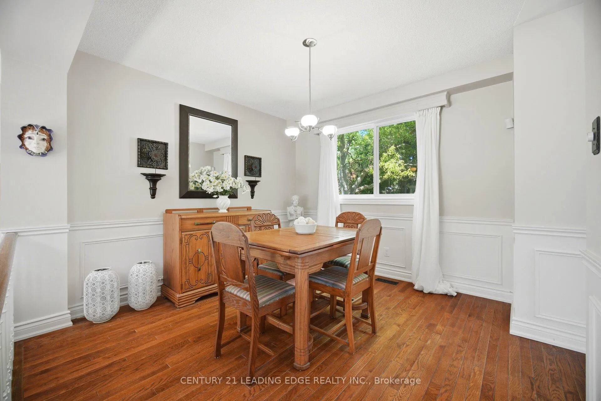 Photo 35 of 2203 Previn Court, Burlington, Brant Hills — HOMEH
