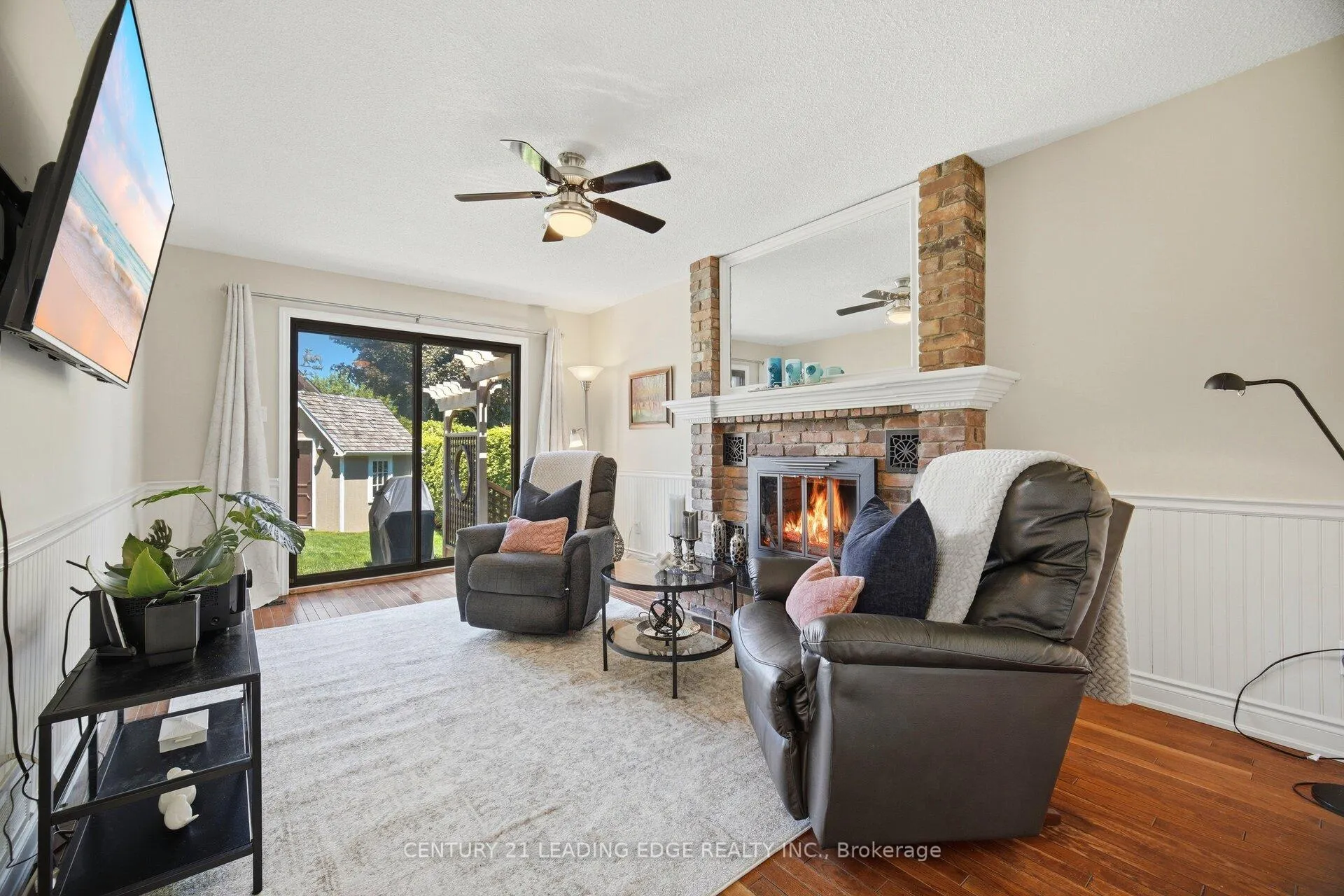 Photo 47 of 2203 Previn Court, Burlington, Brant Hills — HOMEH