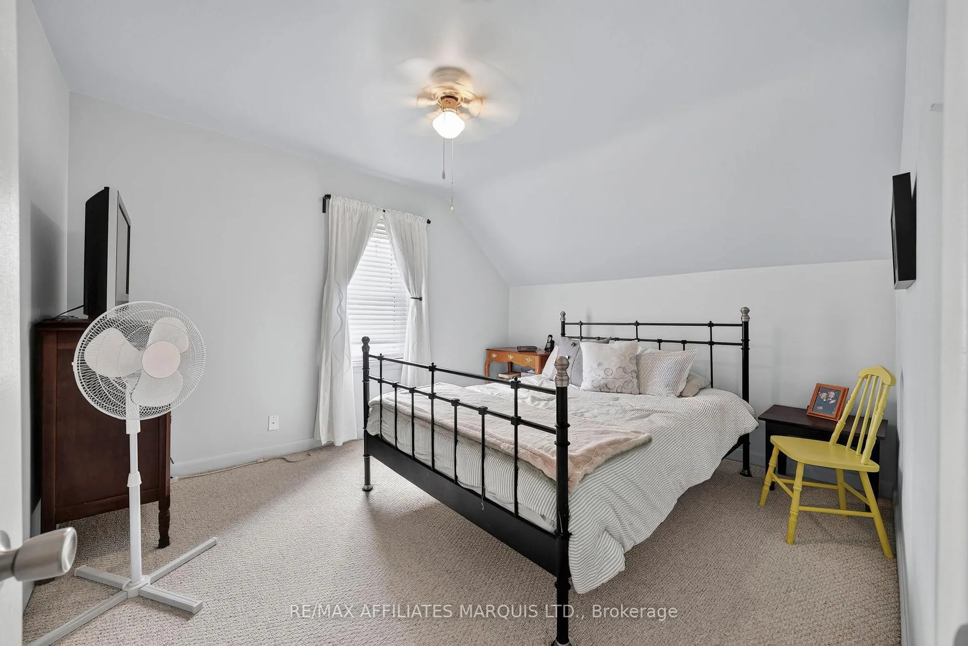 Photo 19 of 83 Eleventh Street E, Cornwall, Cornwall — HOMEH