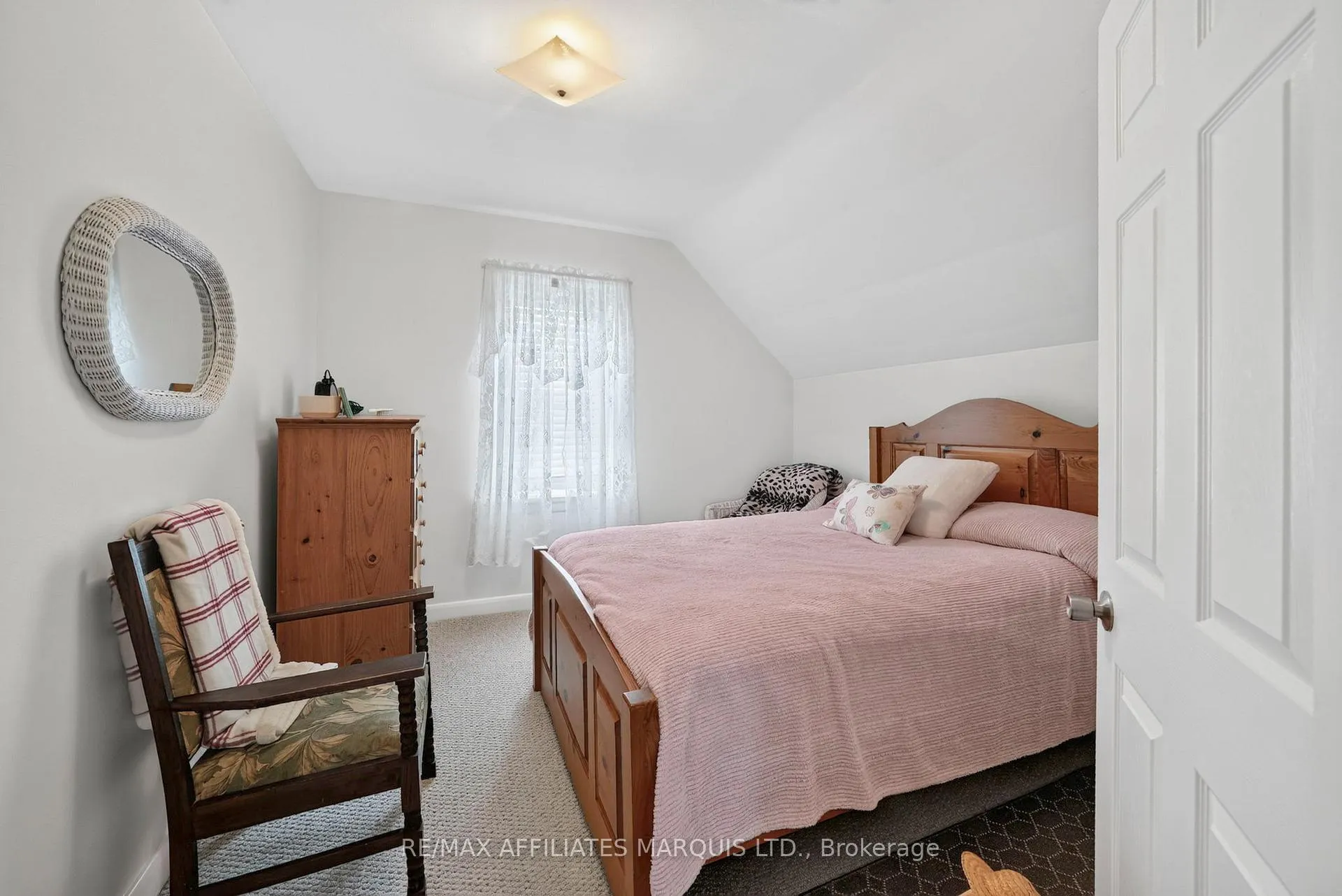 Photo 21 of 83 Eleventh Street E, Cornwall, Cornwall — HOMEH