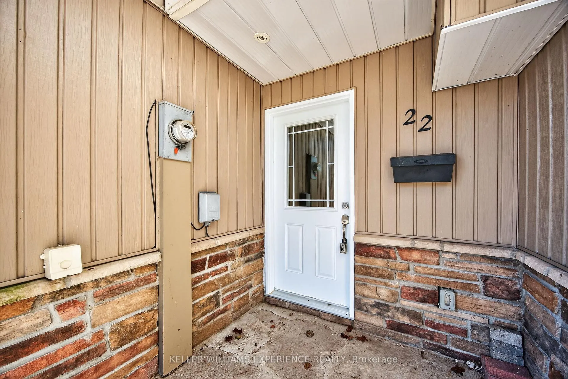 Photo 3 of Unit #22, 12 Lankin Boulevard, Orillia — HOMEH