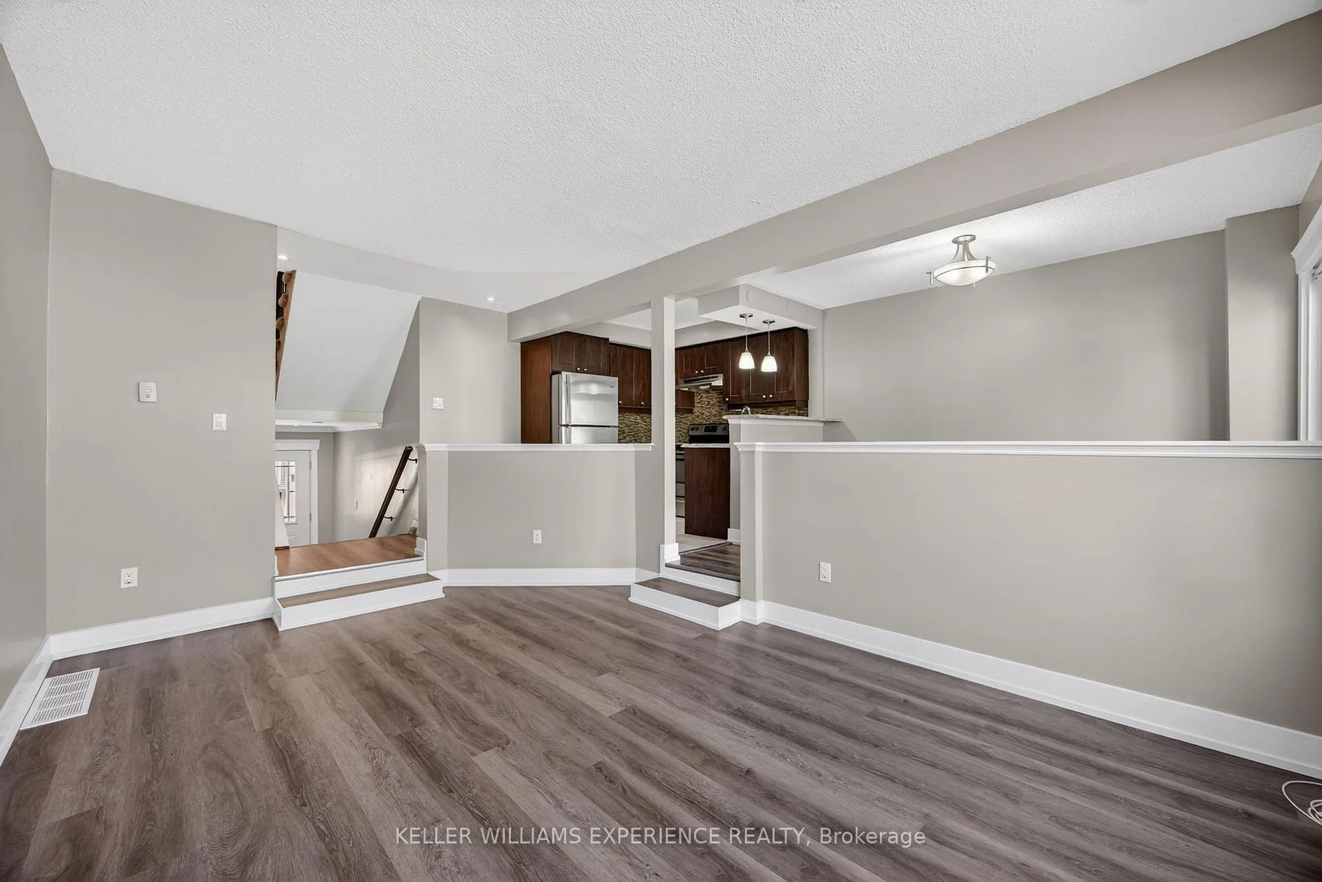 Photo 9 of Unit #22, 12 Lankin Boulevard, Orillia — HOMEH