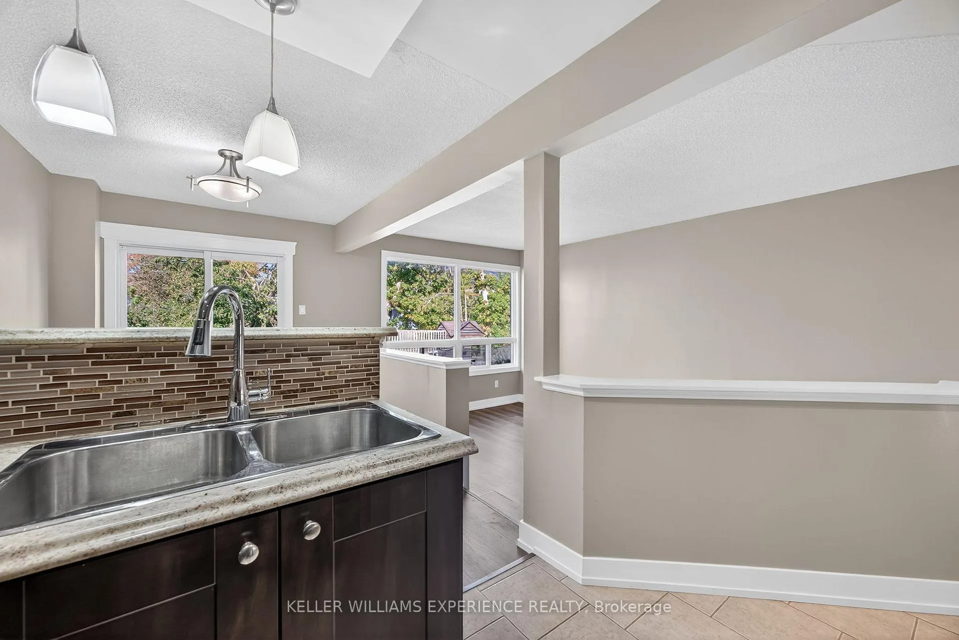 Photo 15 of Unit #22, 12 Lankin Boulevard, Orillia — HOMEH