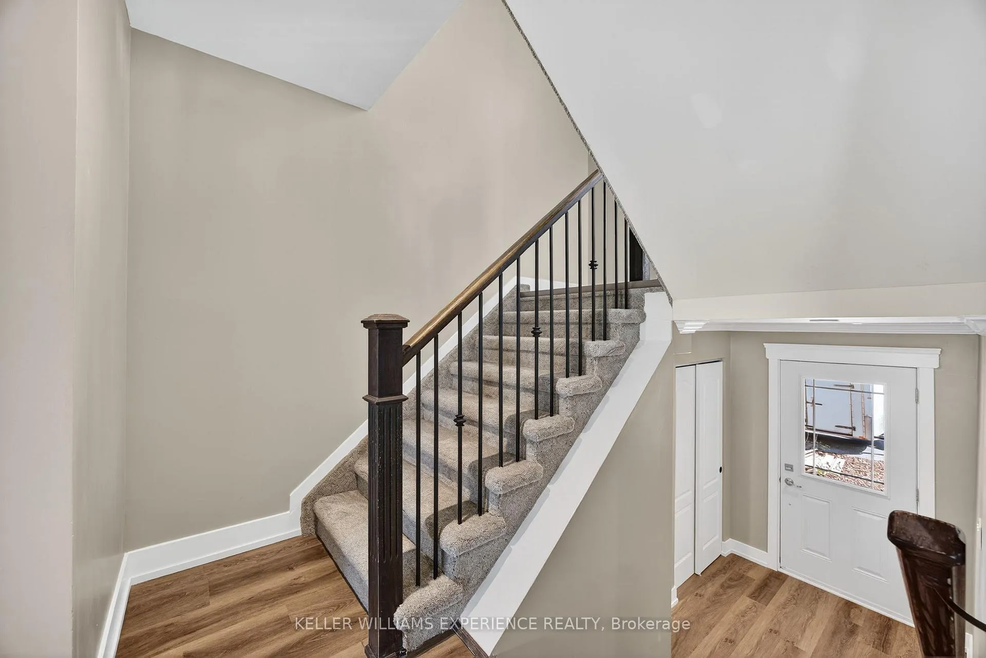 Photo 17 of Unit #22, 12 Lankin Boulevard, Orillia — HOMEH