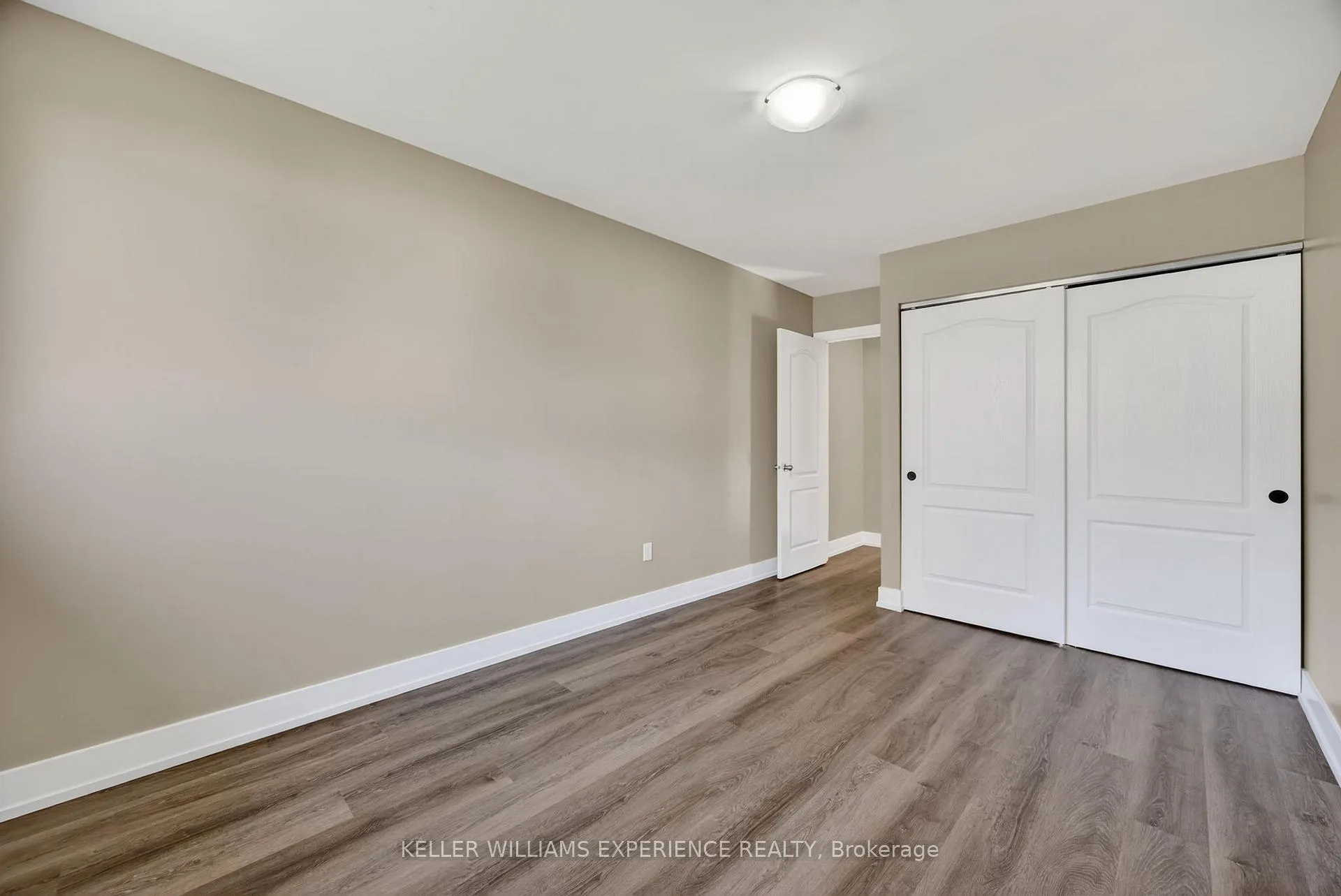 Photo 28 of Unit #22, 12 Lankin Boulevard, Orillia — HOMEH