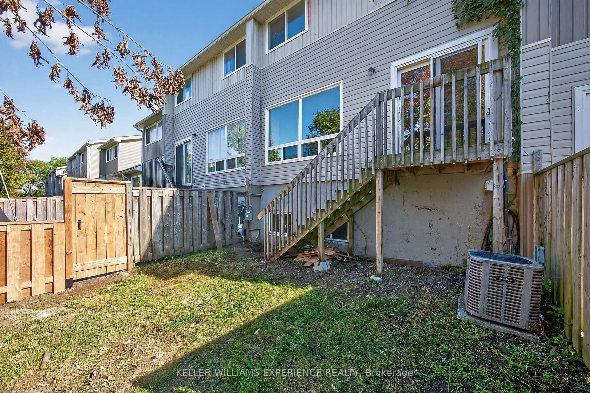Photo 36 of Unit #22, 12 Lankin Boulevard, Orillia — HOMEH