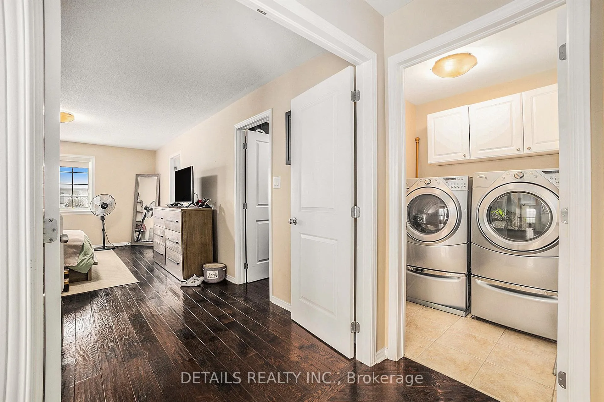 Photo 11 of 107 Lochnaw Private, Ottawa, Barrhaven - Stonebridge — HOMEH