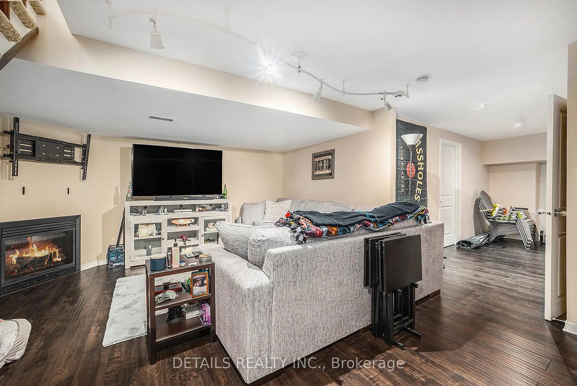 Photo 21 of 107 Lochnaw Private, Ottawa, Barrhaven - Stonebridge — HOMEH