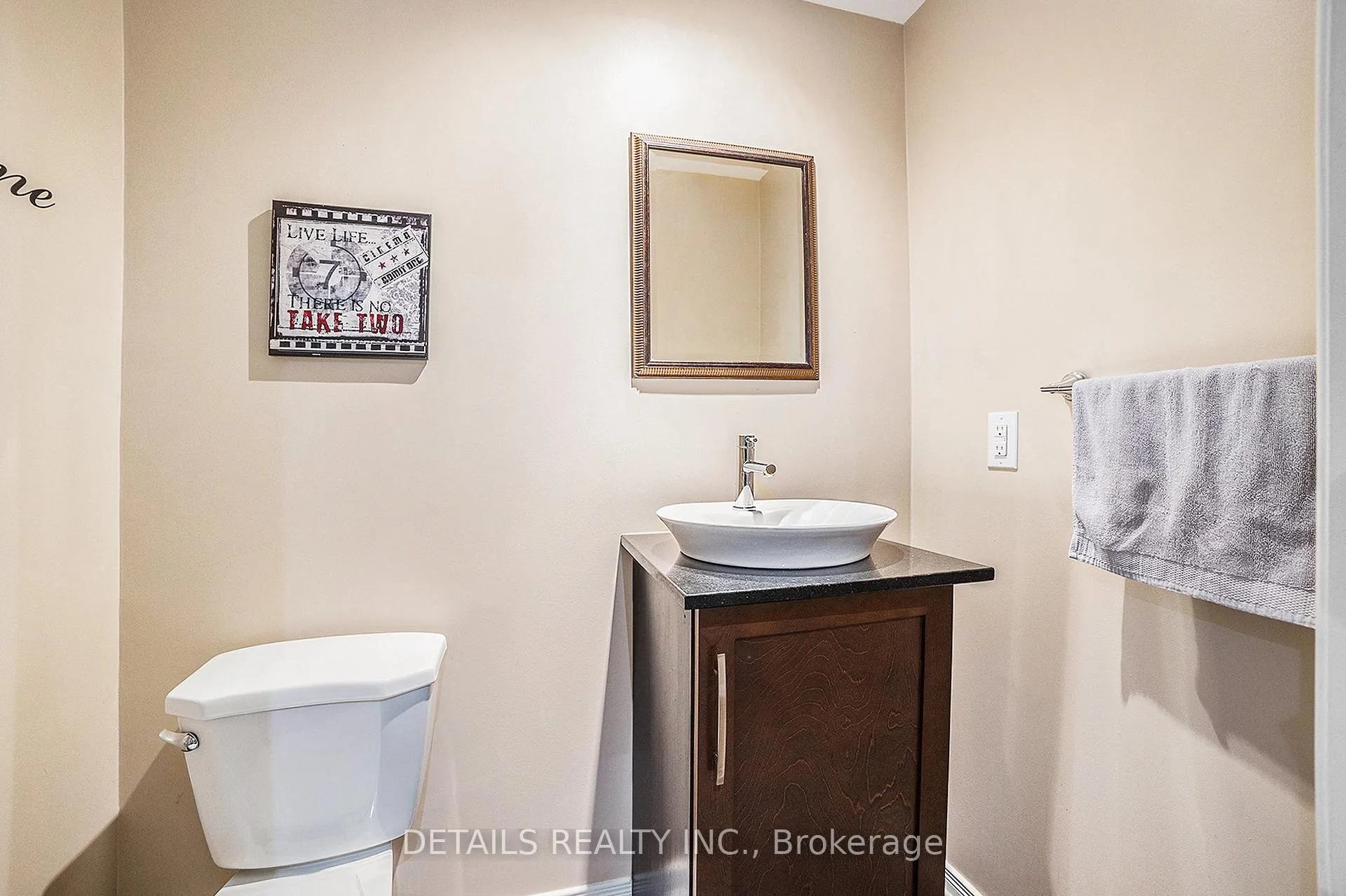Photo 23 of 107 Lochnaw Private, Ottawa, Barrhaven - Stonebridge — HOMEH