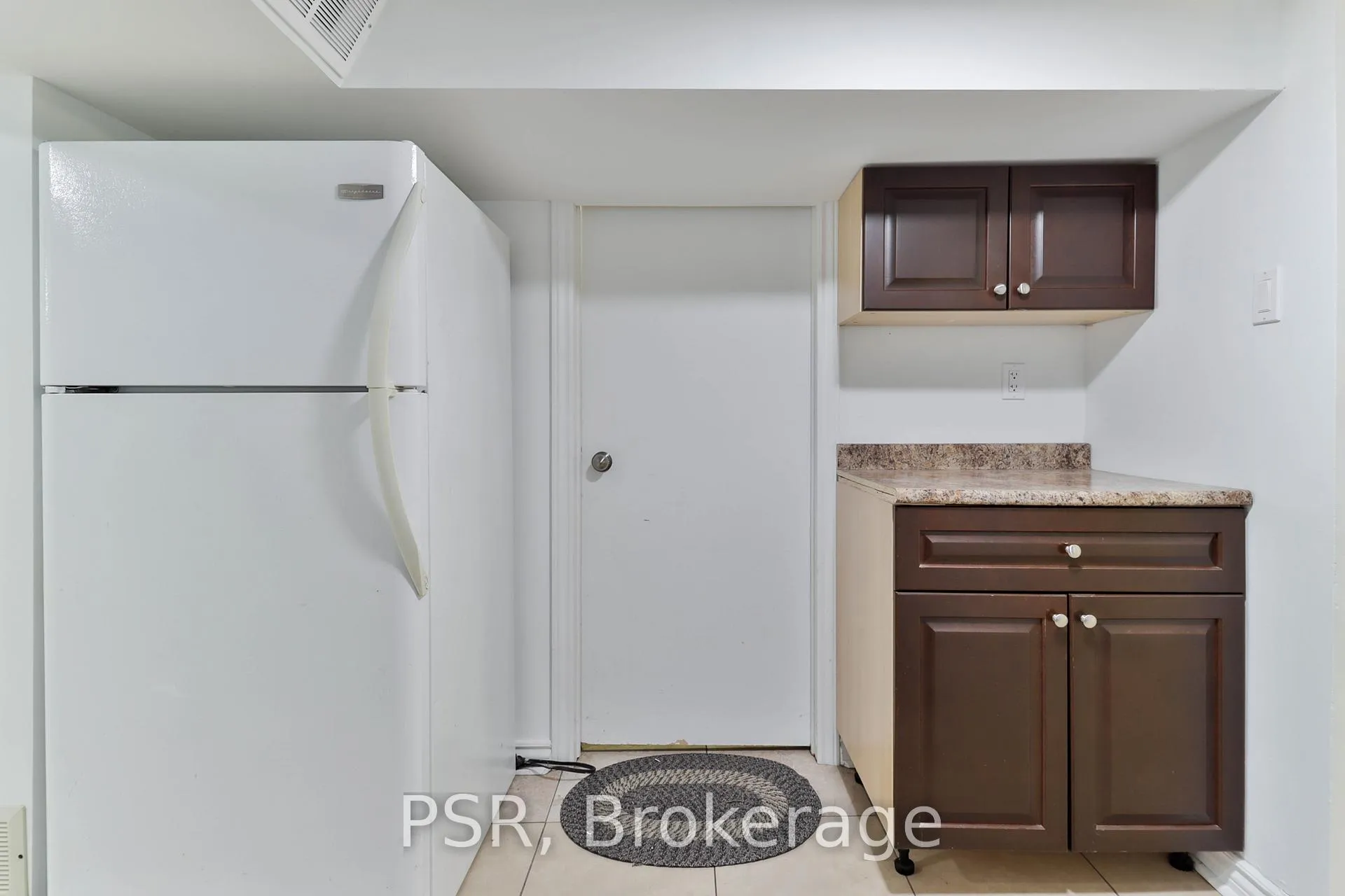 Photo 27 of Unit Lower, 329 Vaughan Road, Toronto, Humewood-Cedarvale — HOMEH