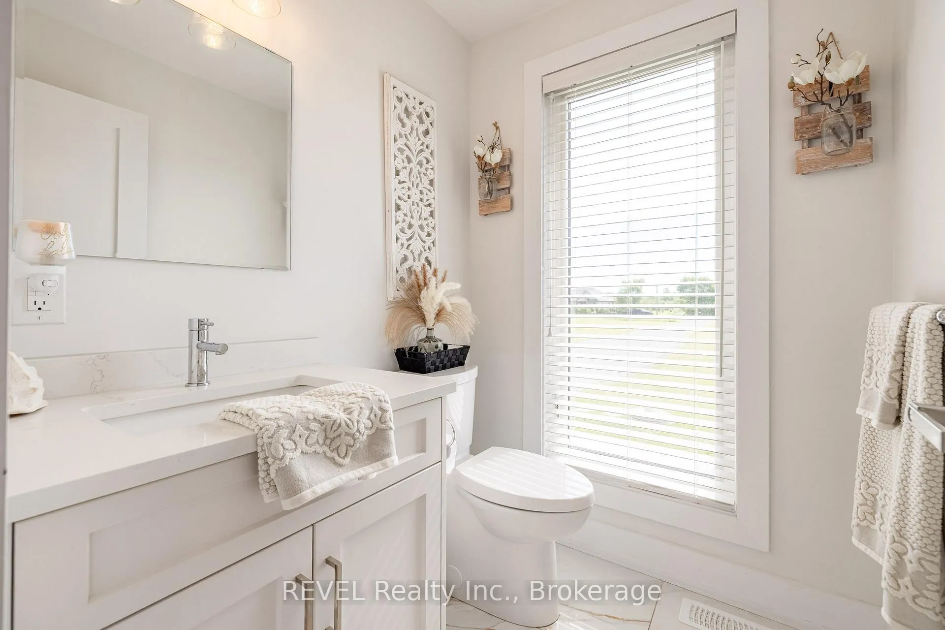 Photo 19 of 51086 Deeks Road S, Wainfleet, Marshville/Winger — HOMEH