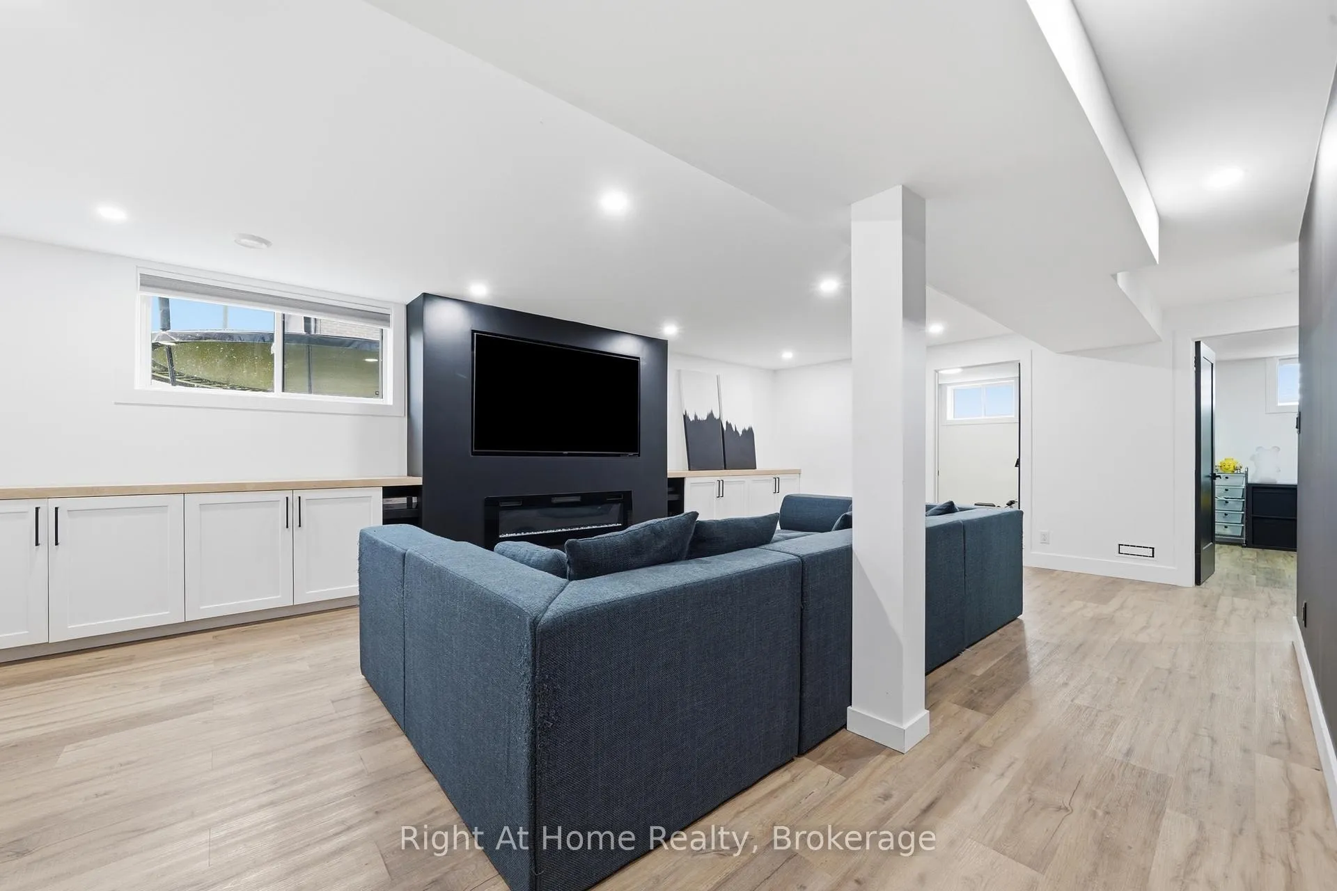 Photo 22 of 27 Redwood Drive, Belleville, Thurlow Ward — HOMEH