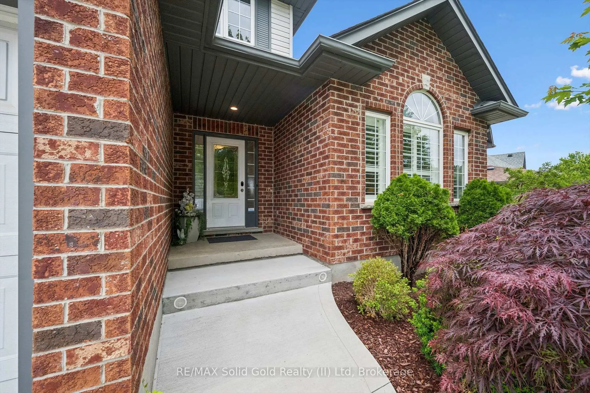 Photo 4 of 542 Rush Meadow Crescent, Kitchener — HOMEH