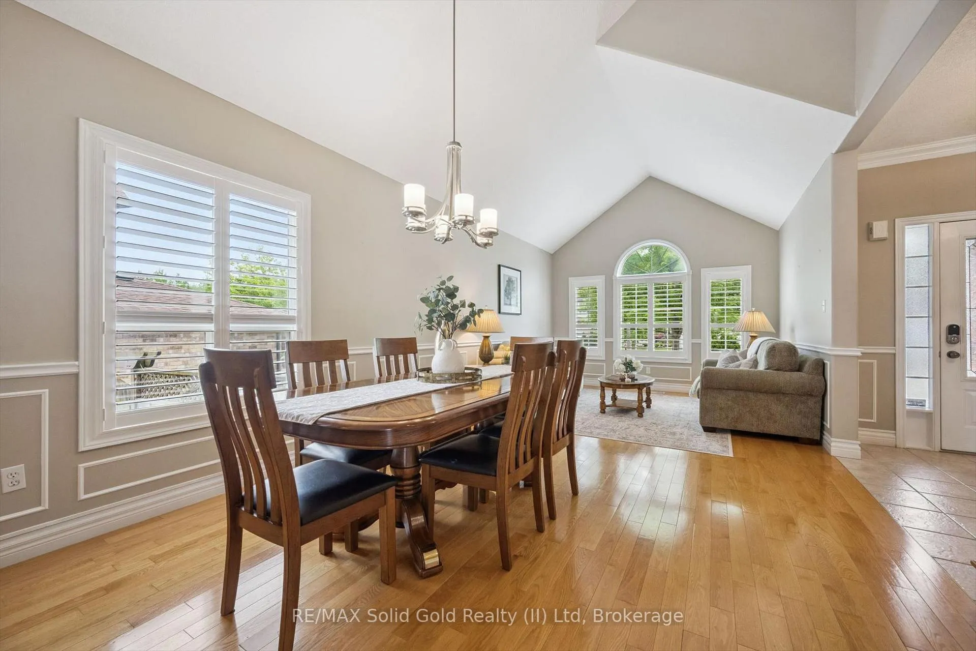 Photo 10 of 542 Rush Meadow Crescent, Kitchener — HOMEH